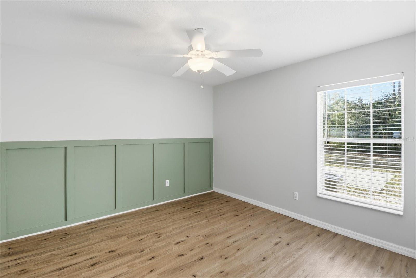 Image 32 of 54 For 11631 195th Place