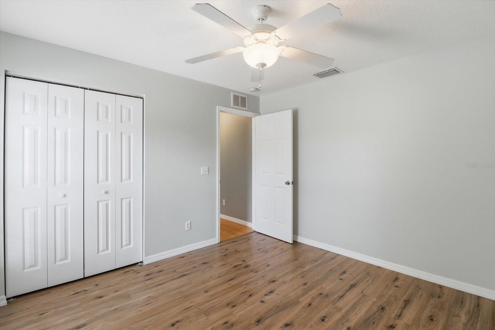 Image 33 of 54 For 11631 195th Place