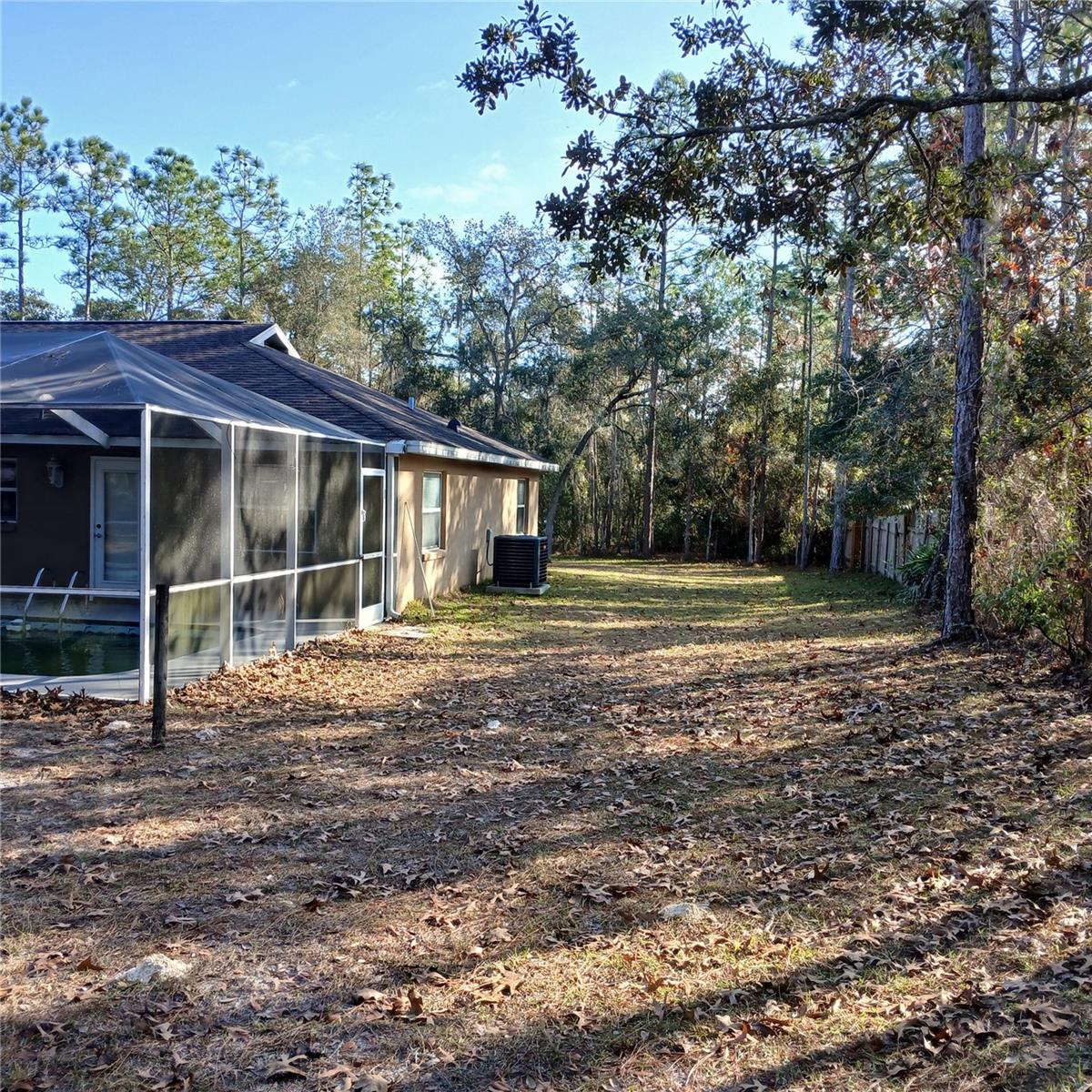 Image 17 of 76 For 2626 Columbine Avenue