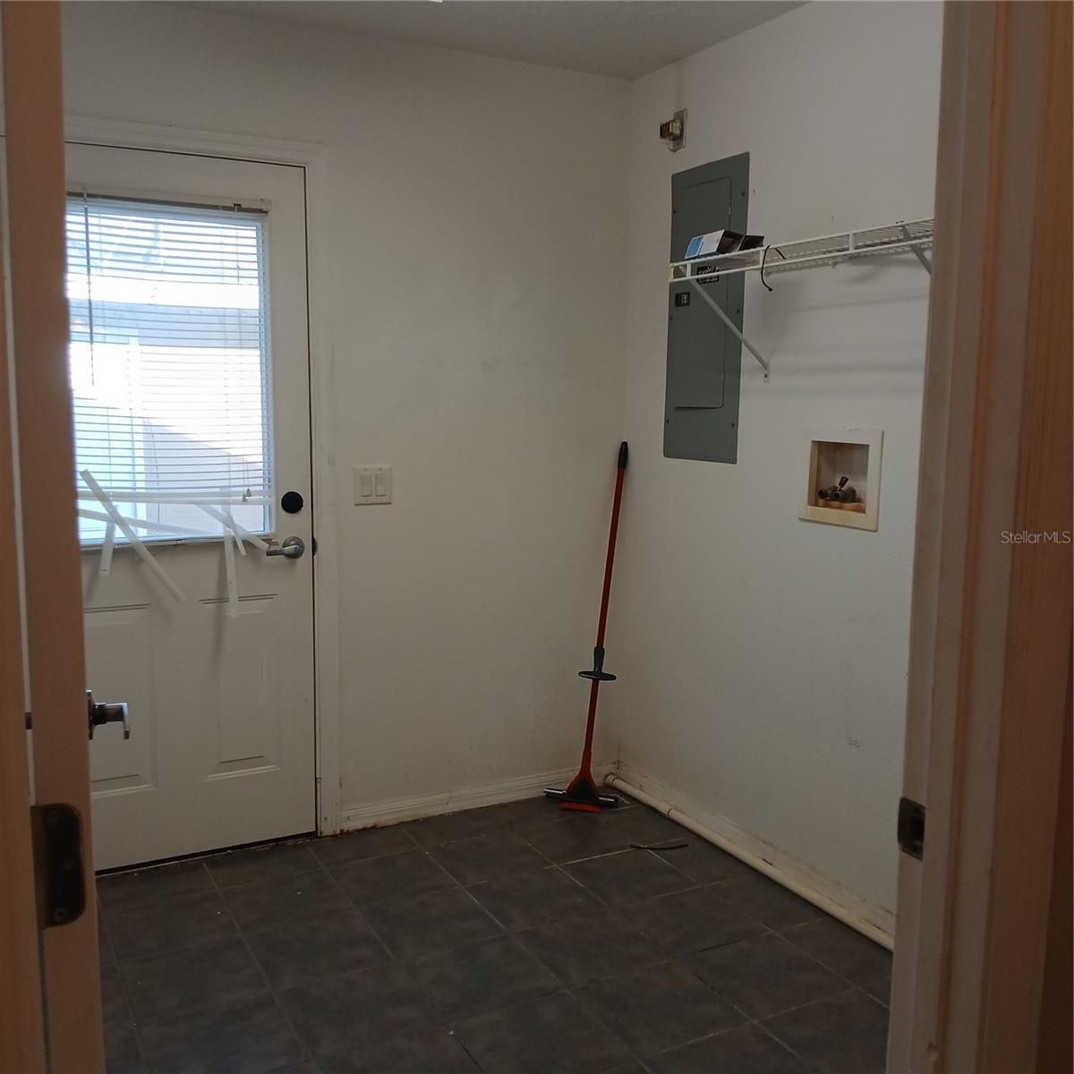 Image 29 of 76 For 2626 Columbine Avenue