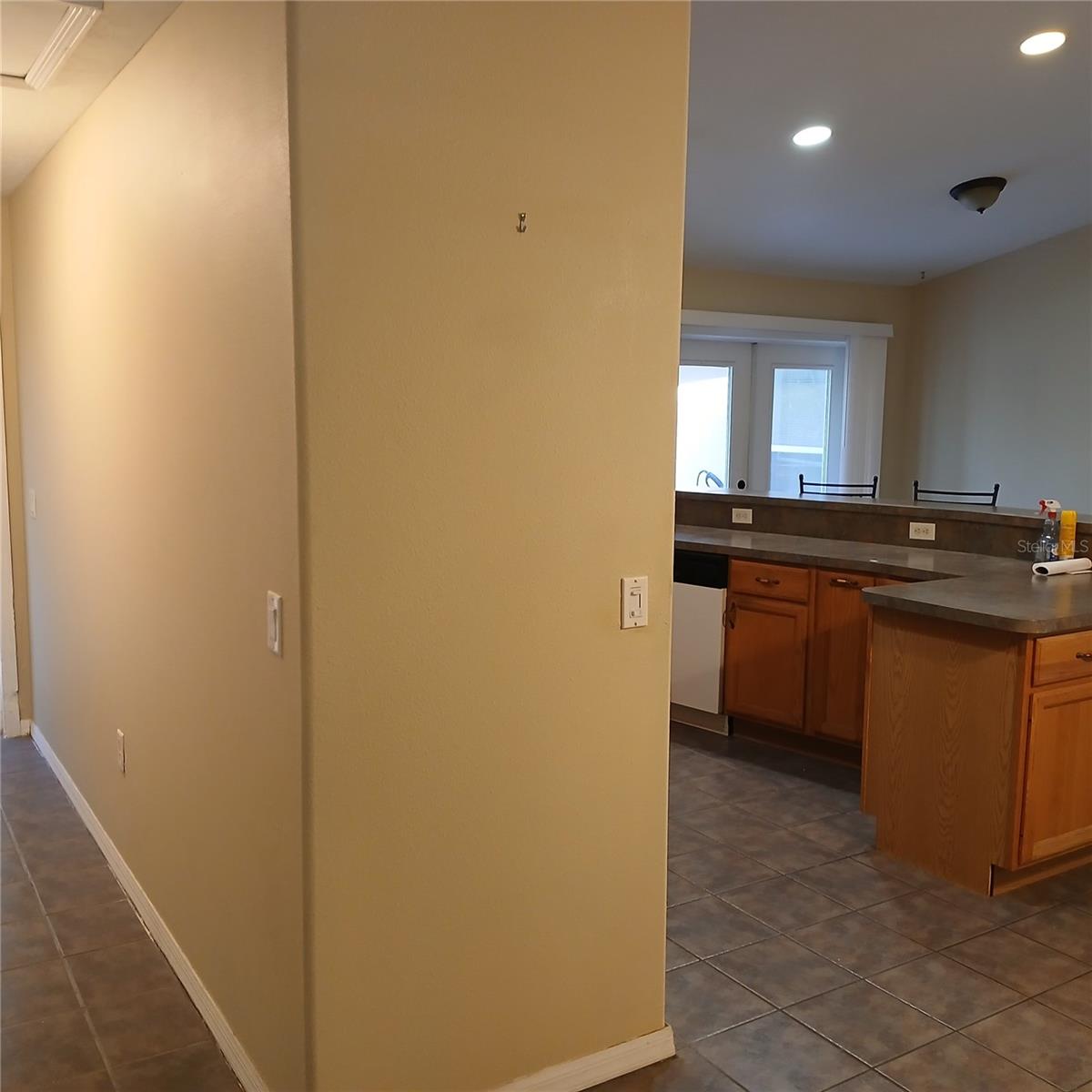 Image 47 of 76 For 2626 Columbine Avenue