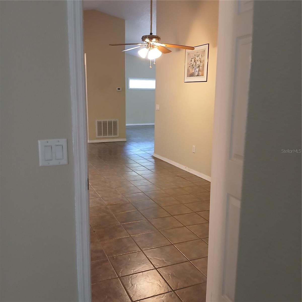 Image 61 of 76 For 2626 Columbine Avenue