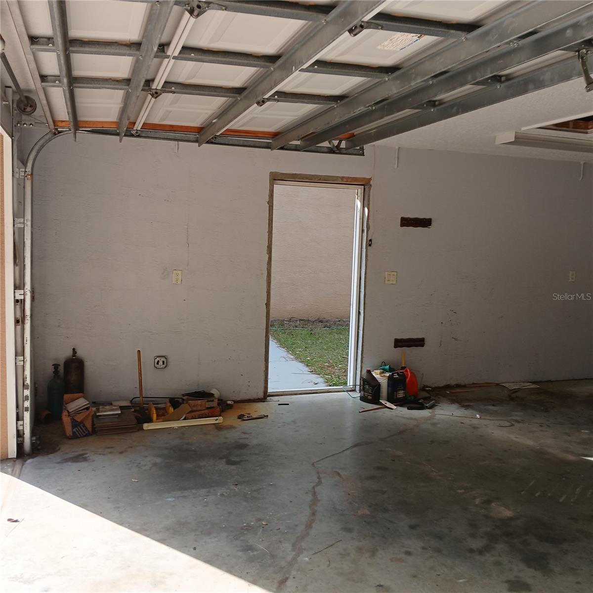 Image 67 of 76 For 2626 Columbine Avenue