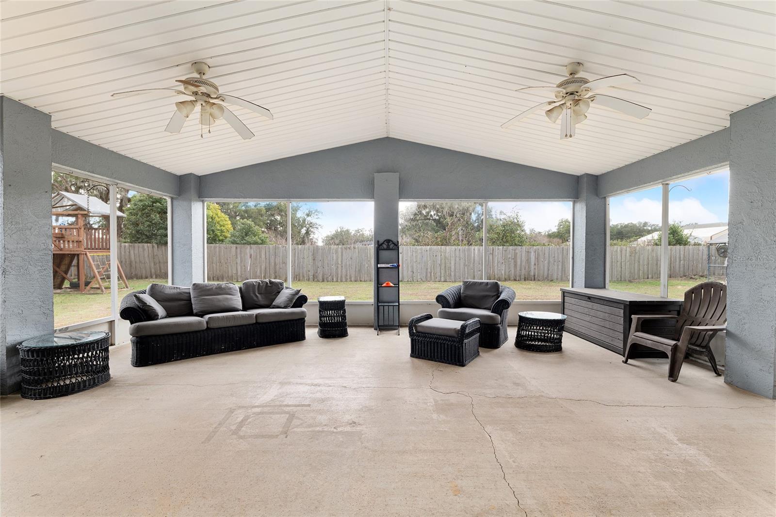 Image 15 of 47 For 380 53rd  