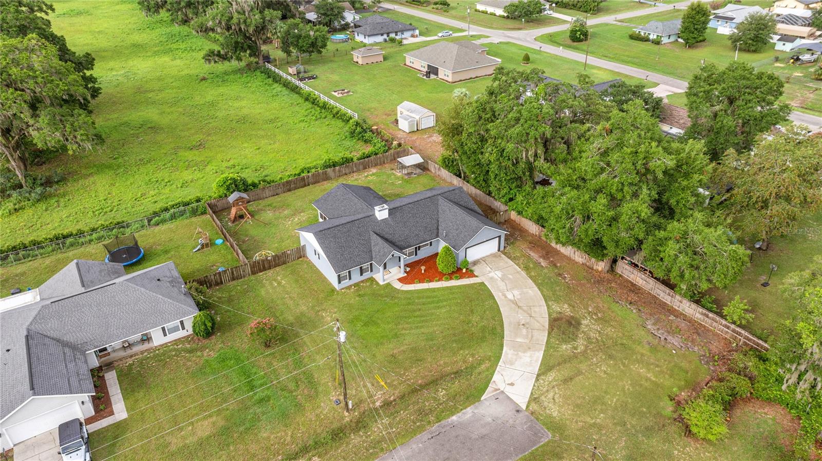 Image 17 of 47 For 380 53rd  