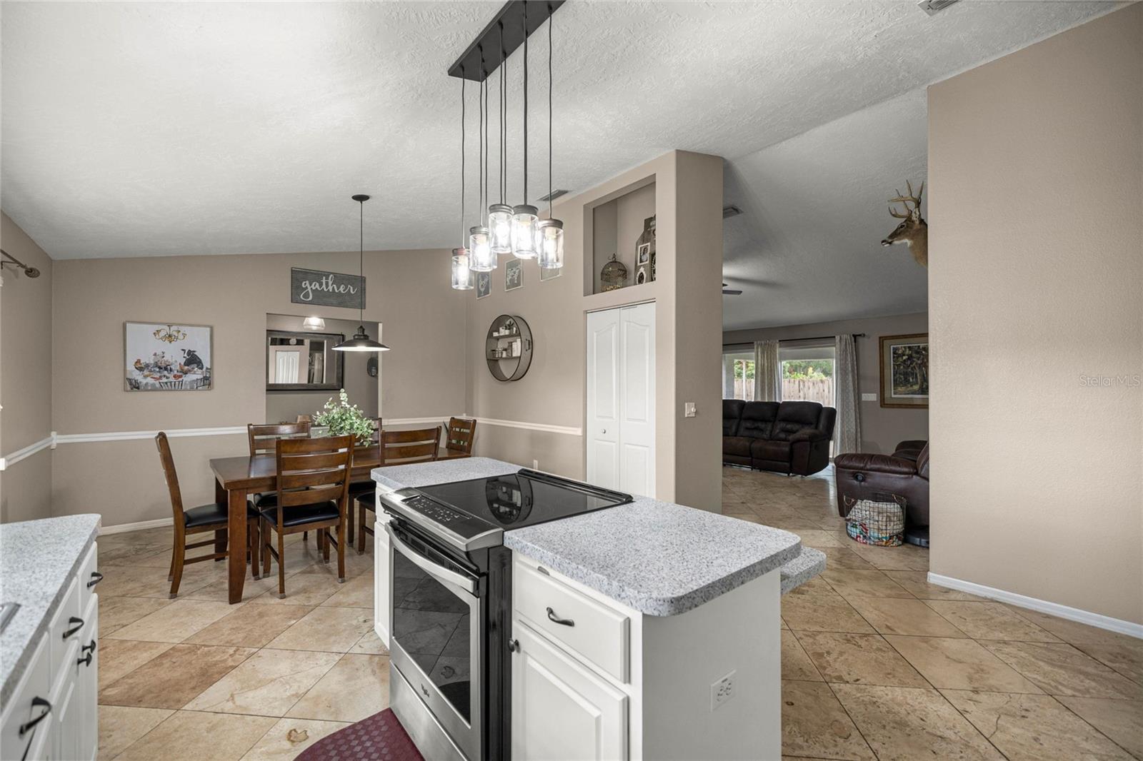 Image 39 of 47 For 380 53rd  