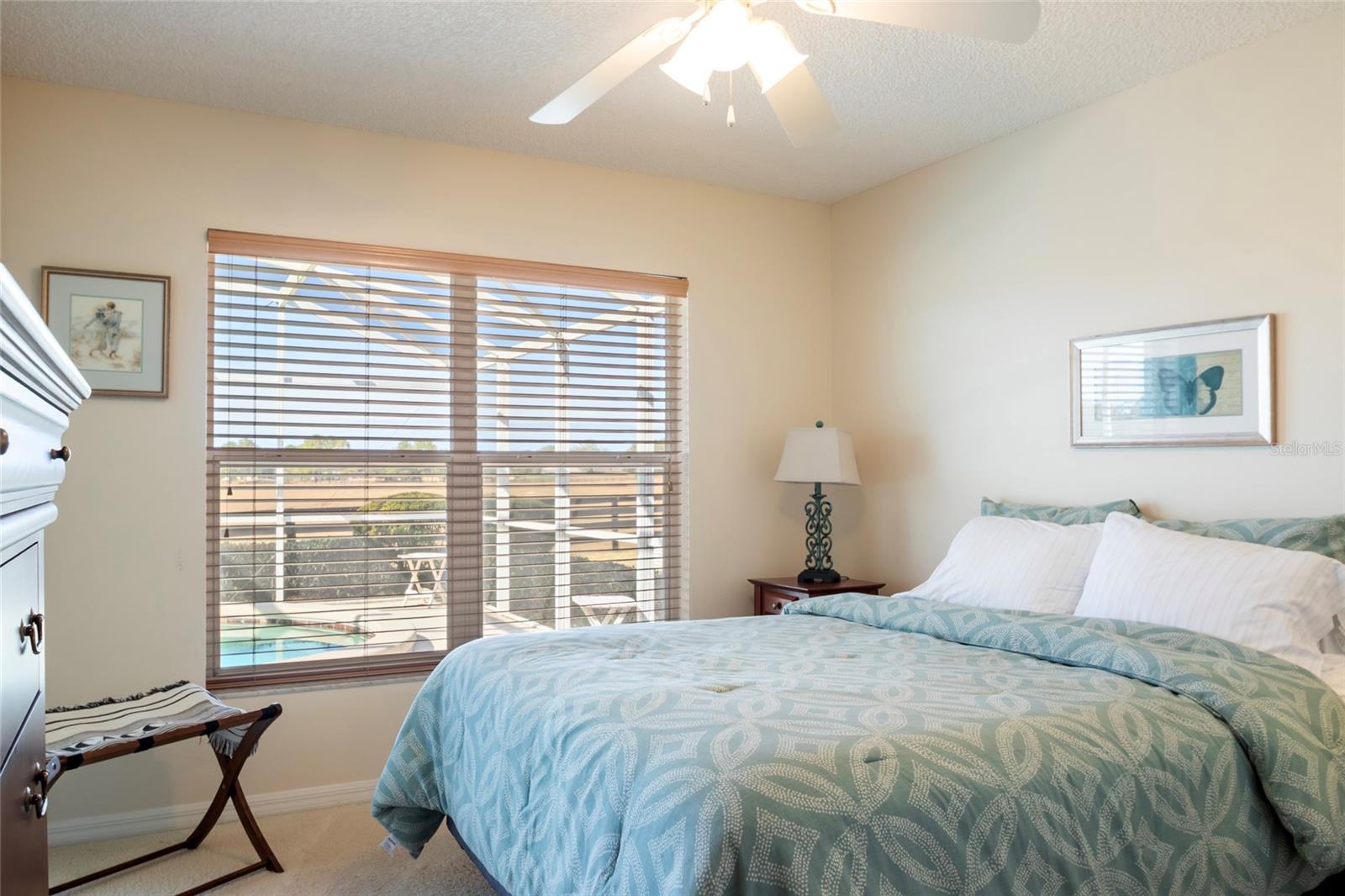 Image 23 of 56 For 17070 91st Lee Avenue