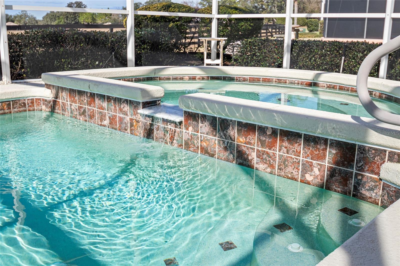 Image 34 of 56 For 17070 91st Lee Avenue