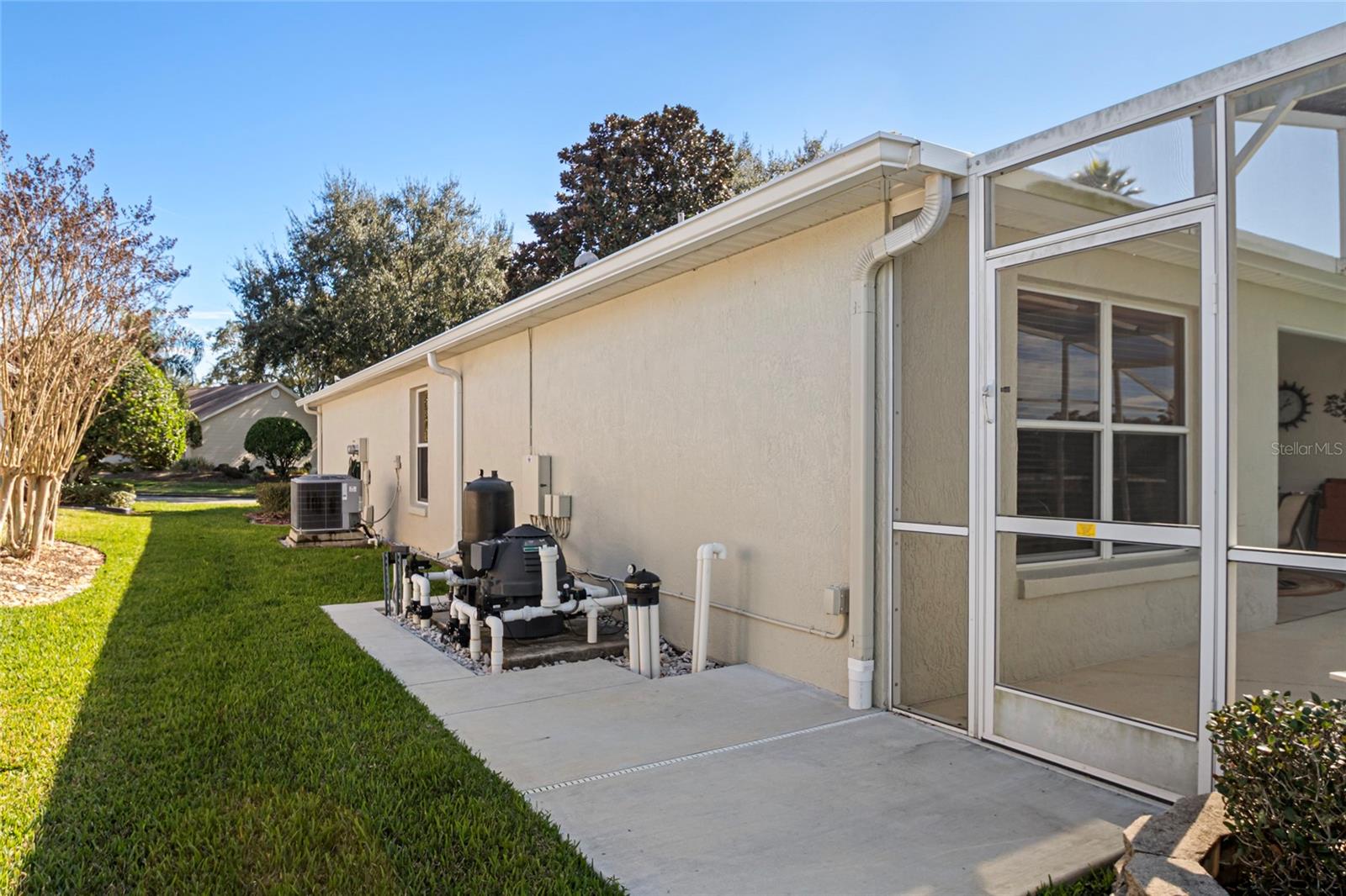 Image 46 of 56 For 17070 91st Lee Avenue