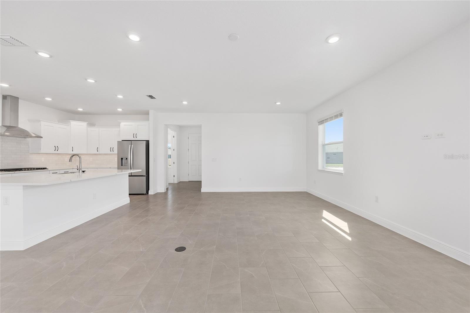 Image 13 of 44 For 9960 106th Circle