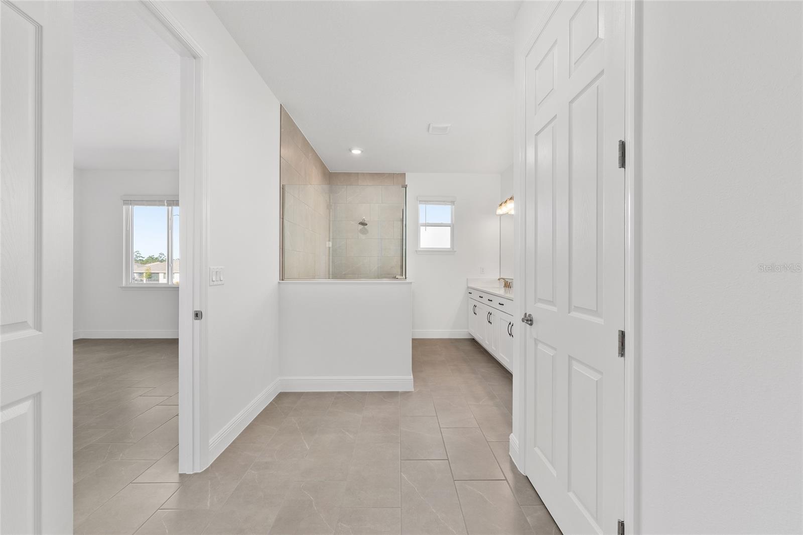 Image 26 of 44 For 9960 106th Circle