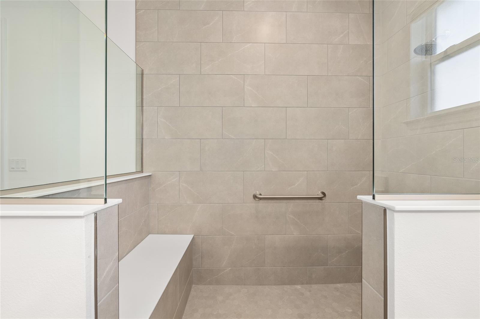 Image 28 of 44 For 9960 106th Circle