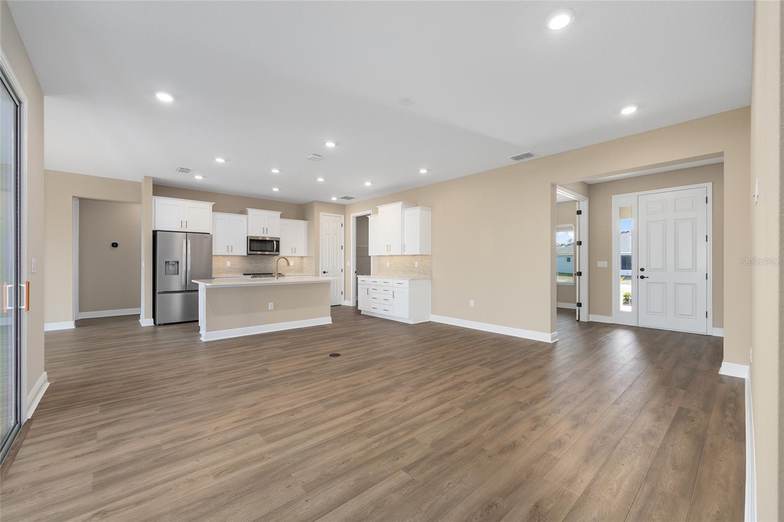 Image 11 of 40 For 9966 106th Circle