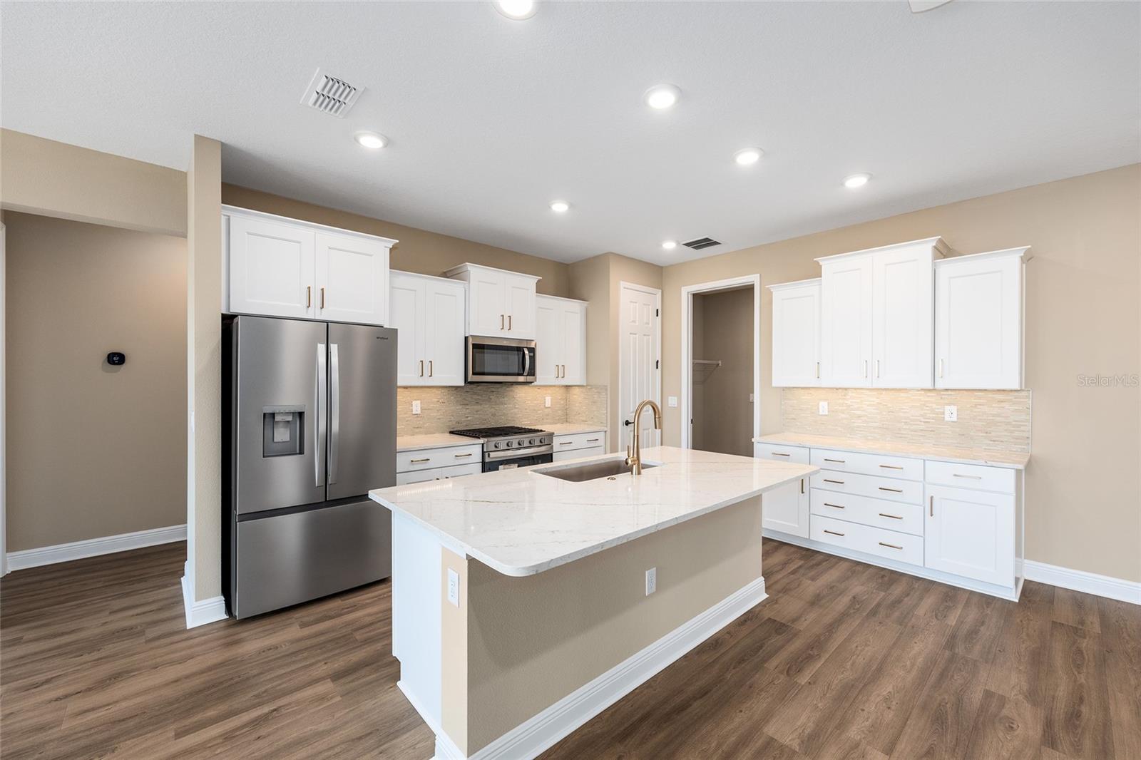 Image 18 of 40 For 9966 106th Circle