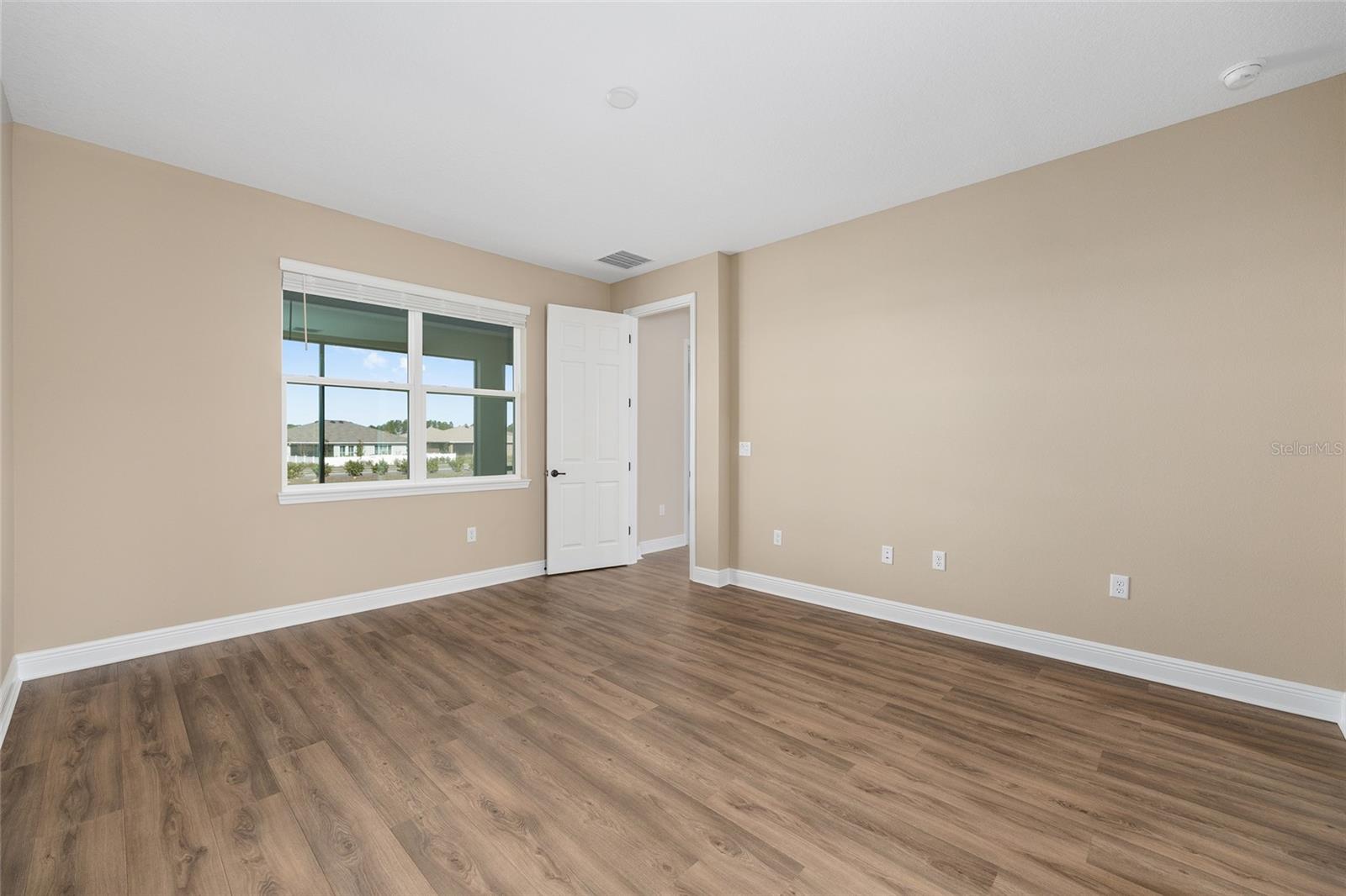 Image 23 of 40 For 9966 106th Circle