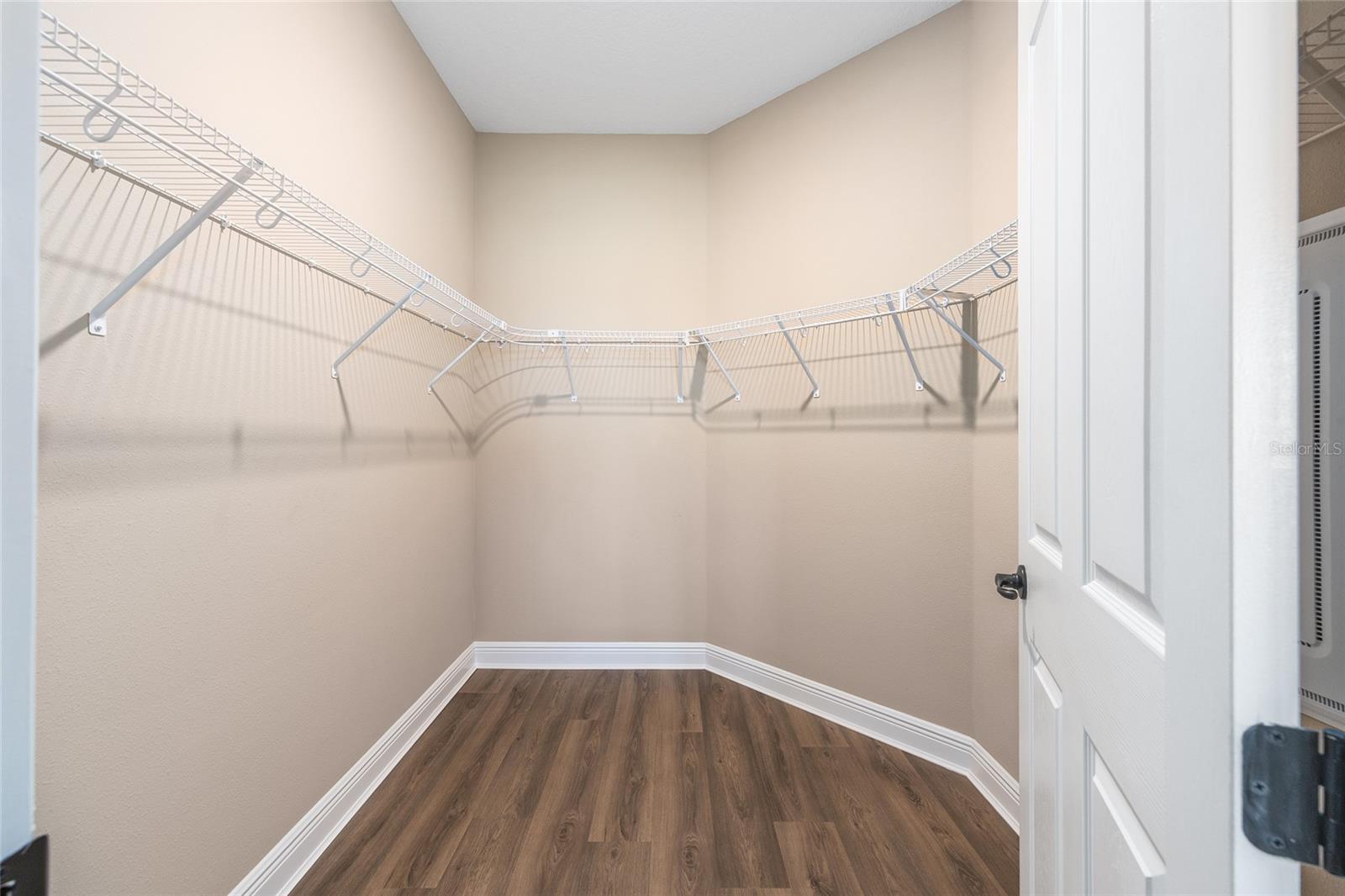 Image 27 of 40 For 9966 106th Circle