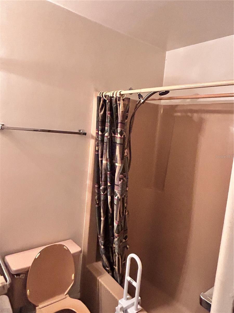 Image 18 of 22 For 3808 19th Street Circle