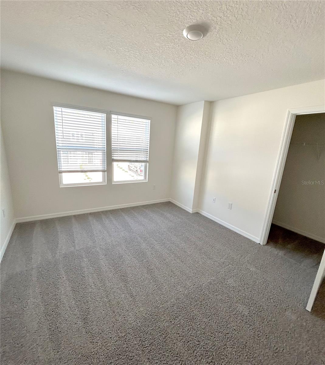 Image 4 of 12 For 6582 81st Loop