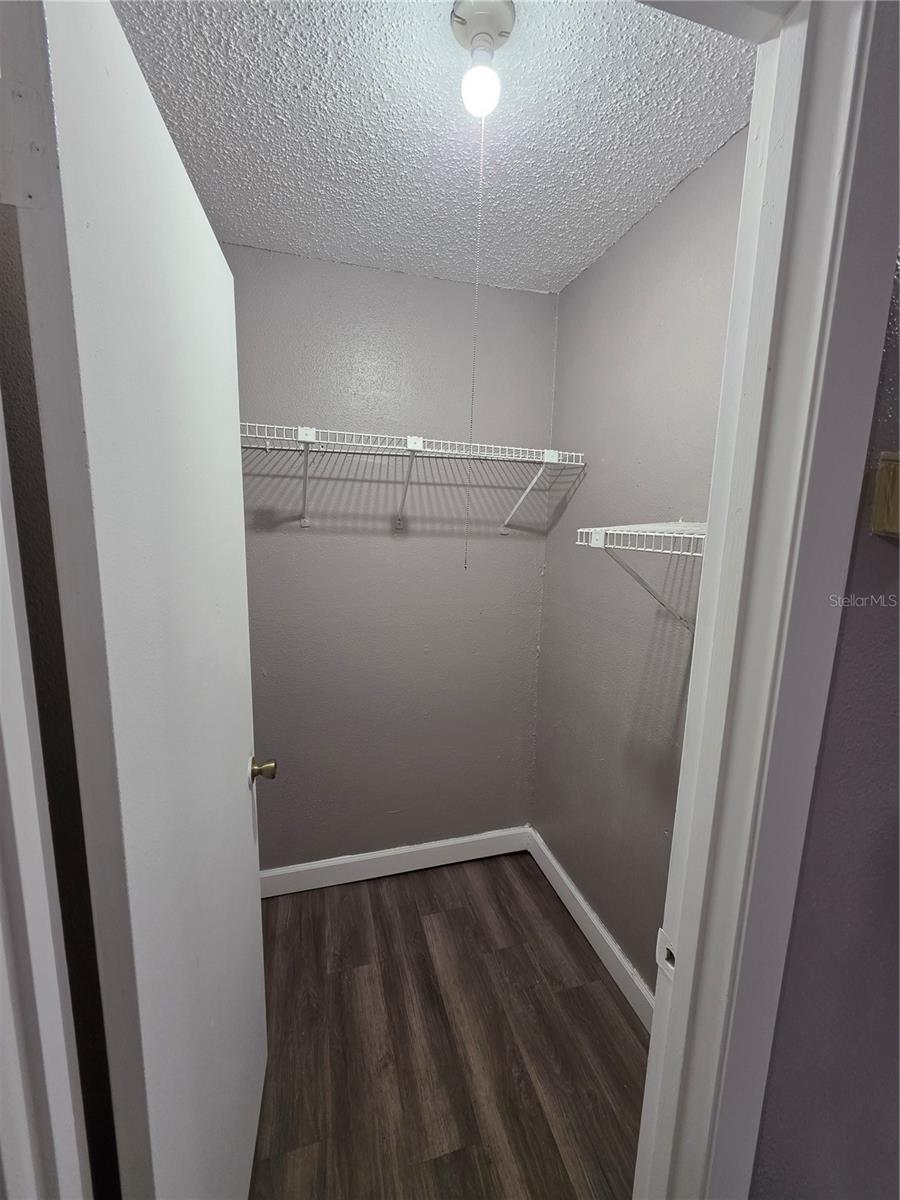 Image 4 of 30 For 2811 Archer Rd 142 Road R142