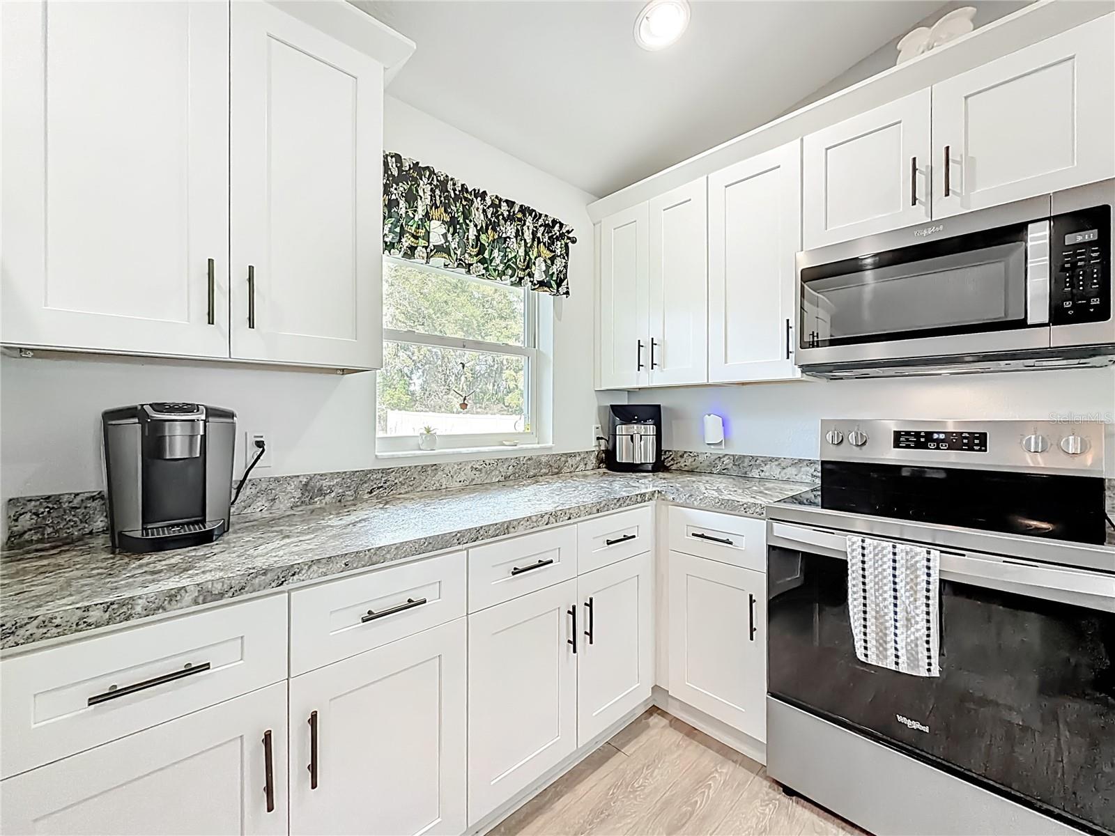 Image 22 of 46 For 4445 Maryland Street