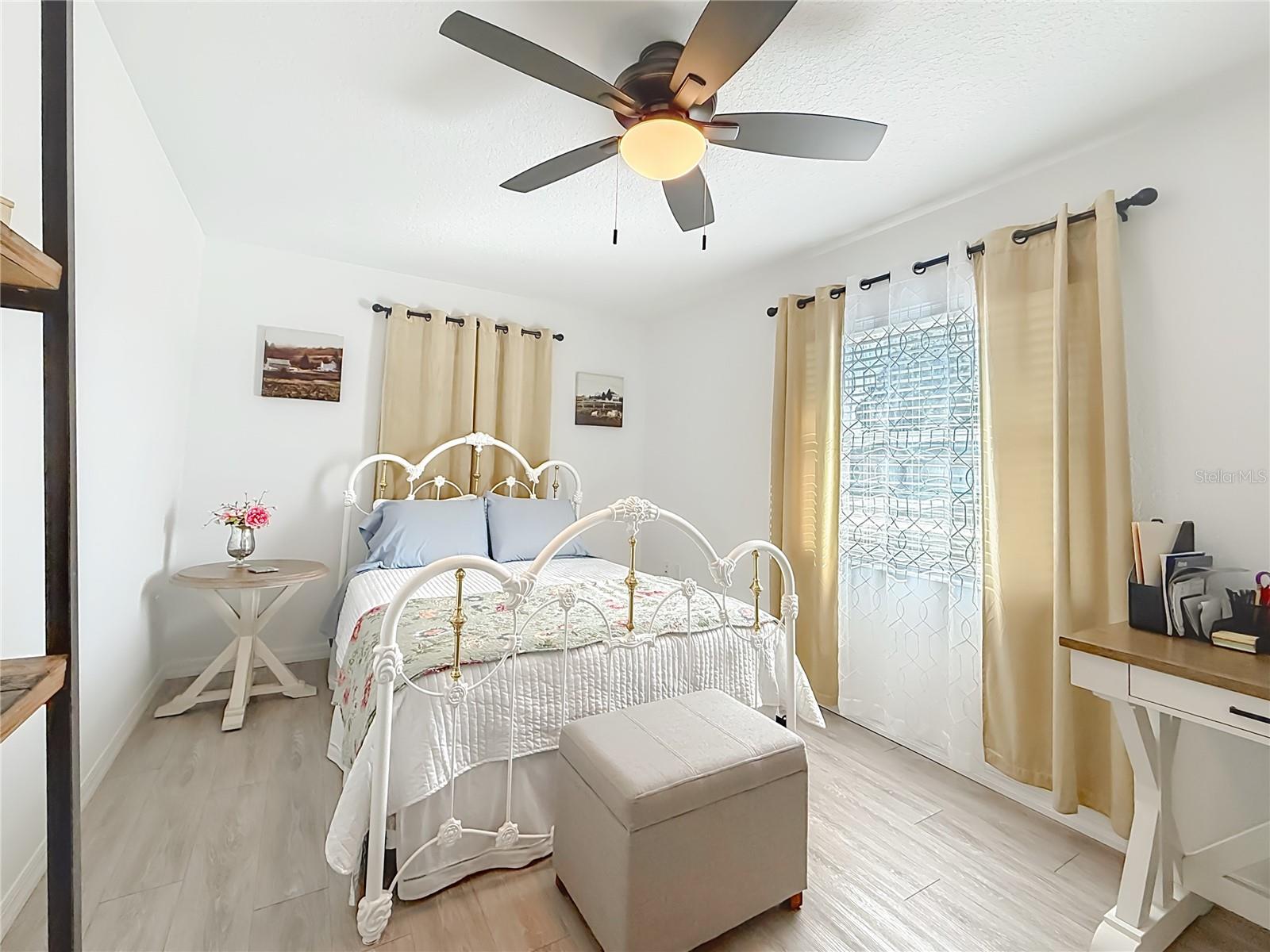 Image 32 of 46 For 4445 Maryland Street