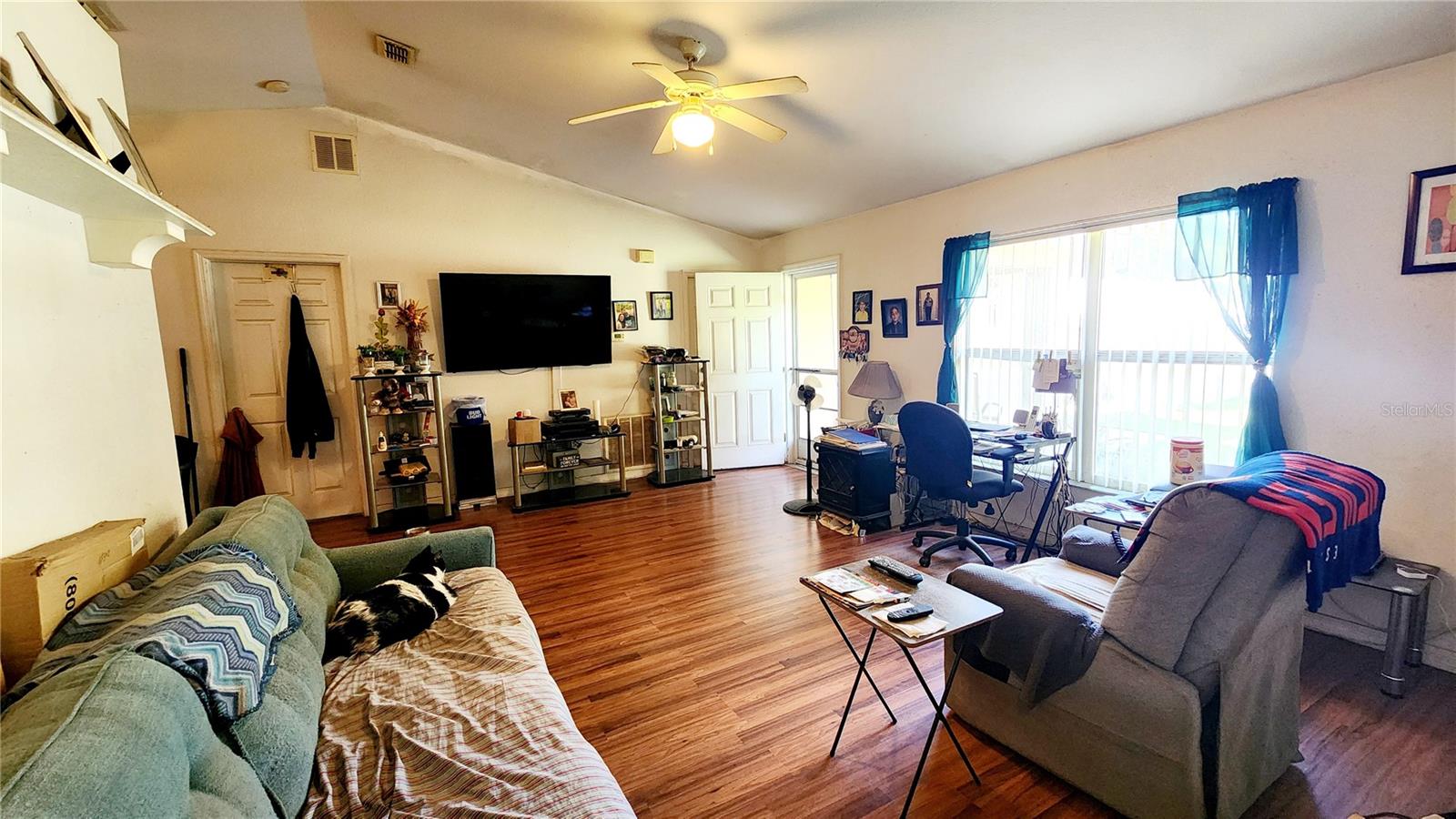 Image 11 of 24 For 11216 8th Lane