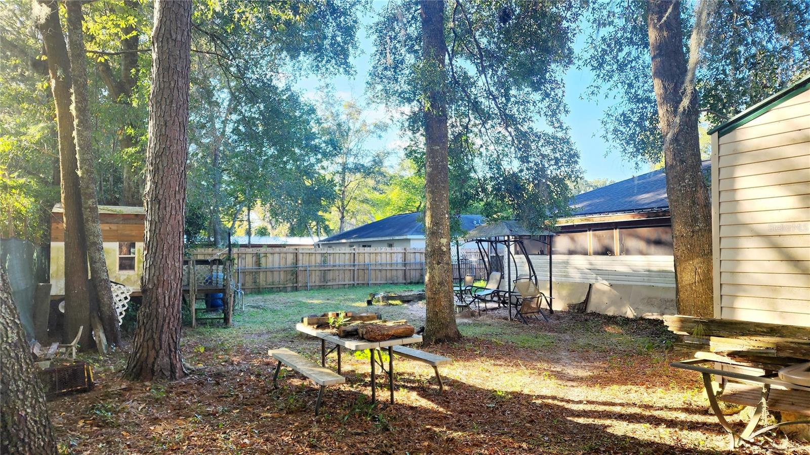 Image 20 of 24 For 11216 8th Lane