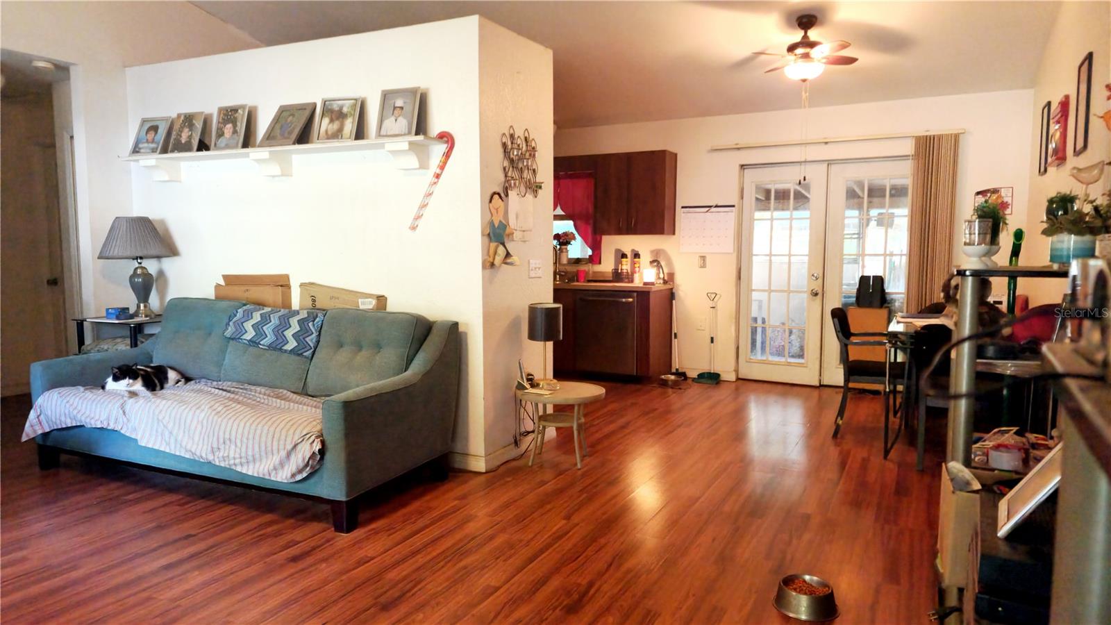 Image 7 of 24 For 11216 8th Lane