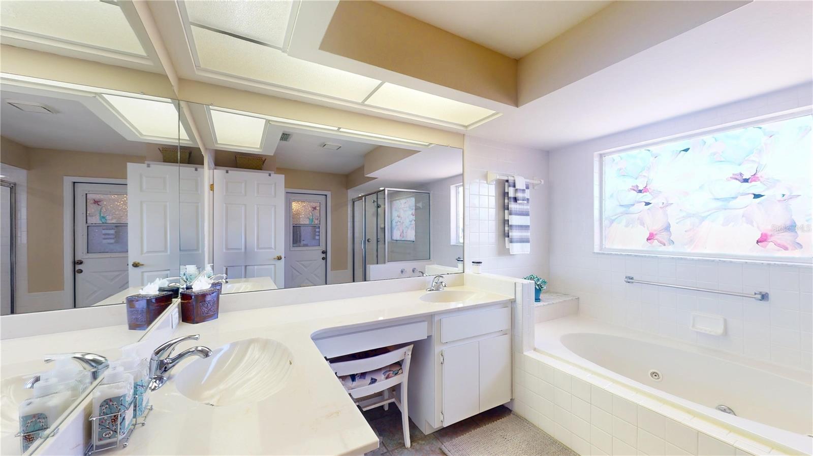 Image 15 of 41 For 4427 Bacall Loop