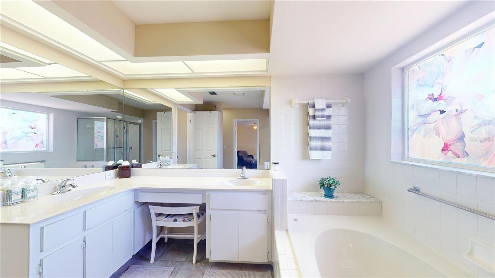 Image 18 of 41 For 4427 Bacall Loop