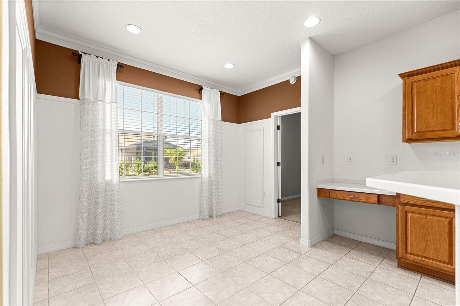 Image 30 of 47 For 8536 82nd Terrace