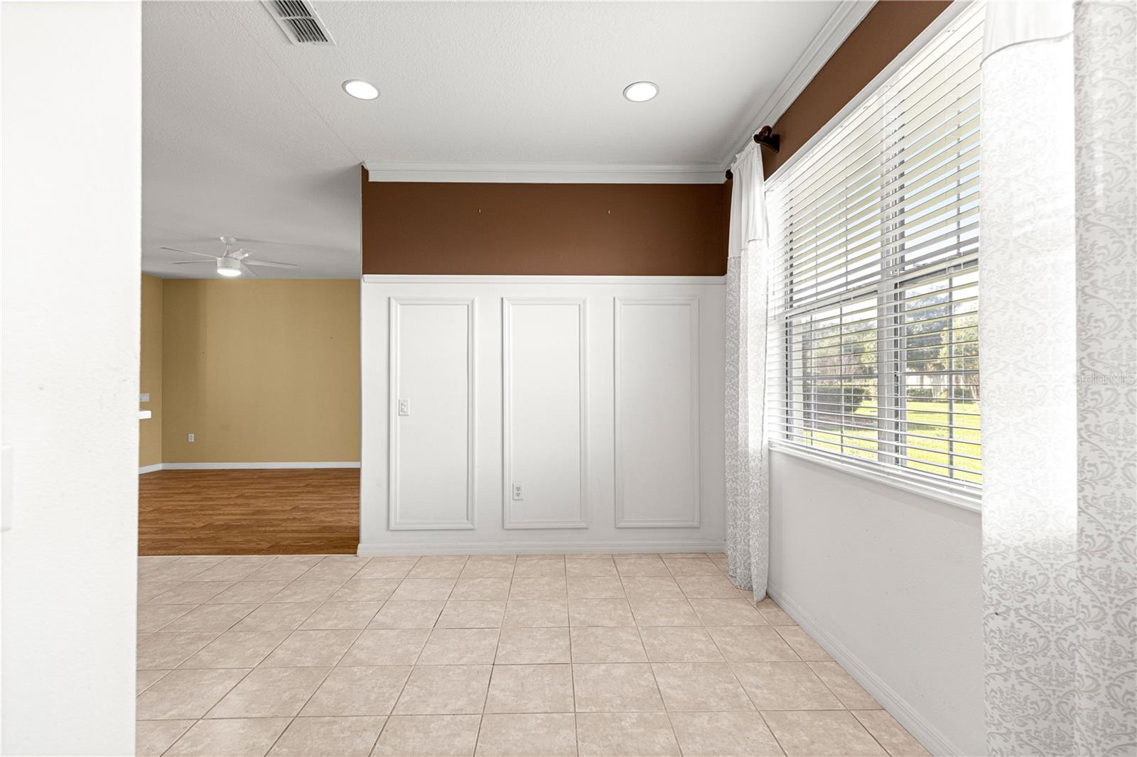 Image 31 of 47 For 8536 82nd Terrace