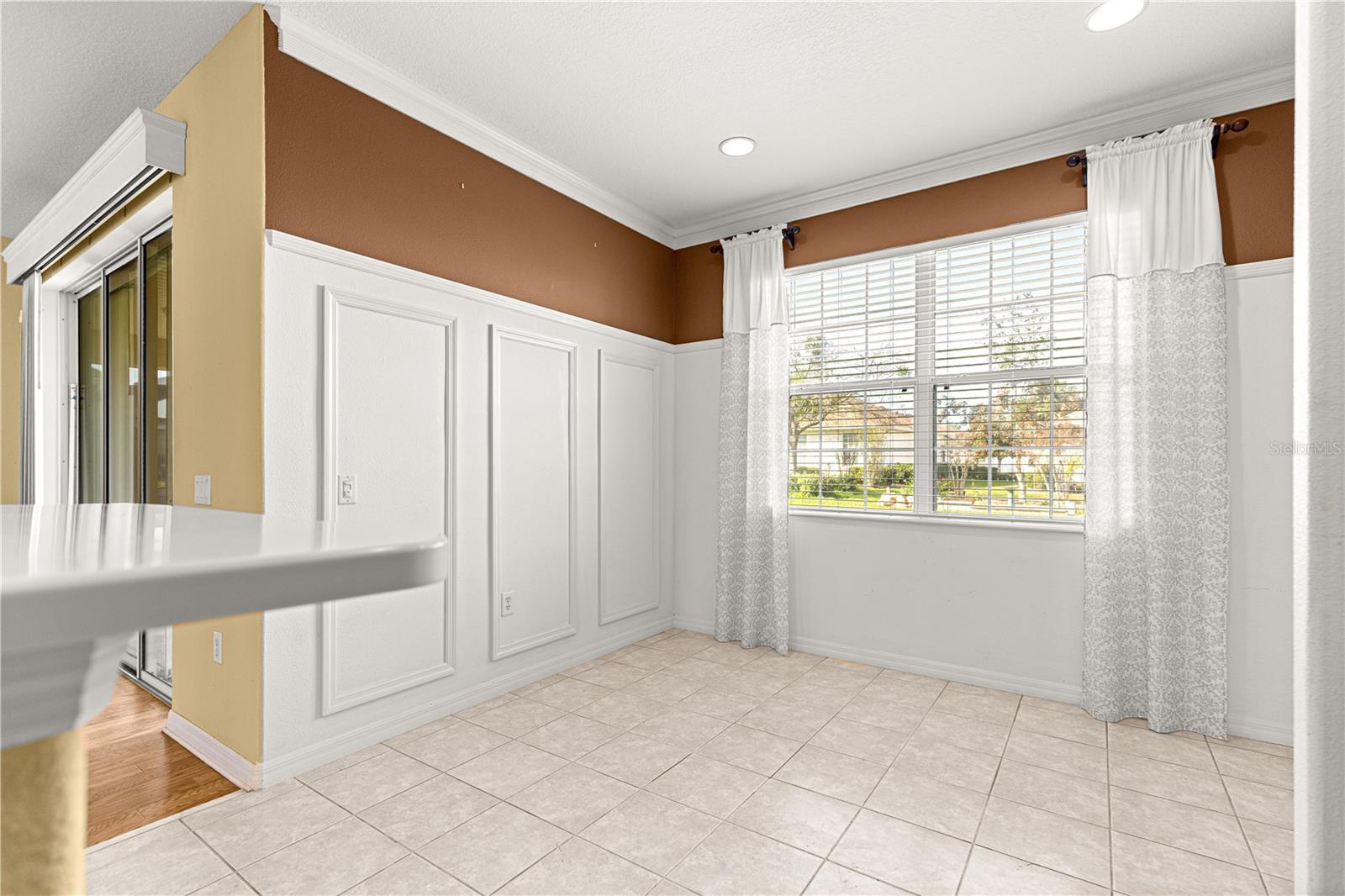 Image 32 of 47 For 8536 82nd Terrace