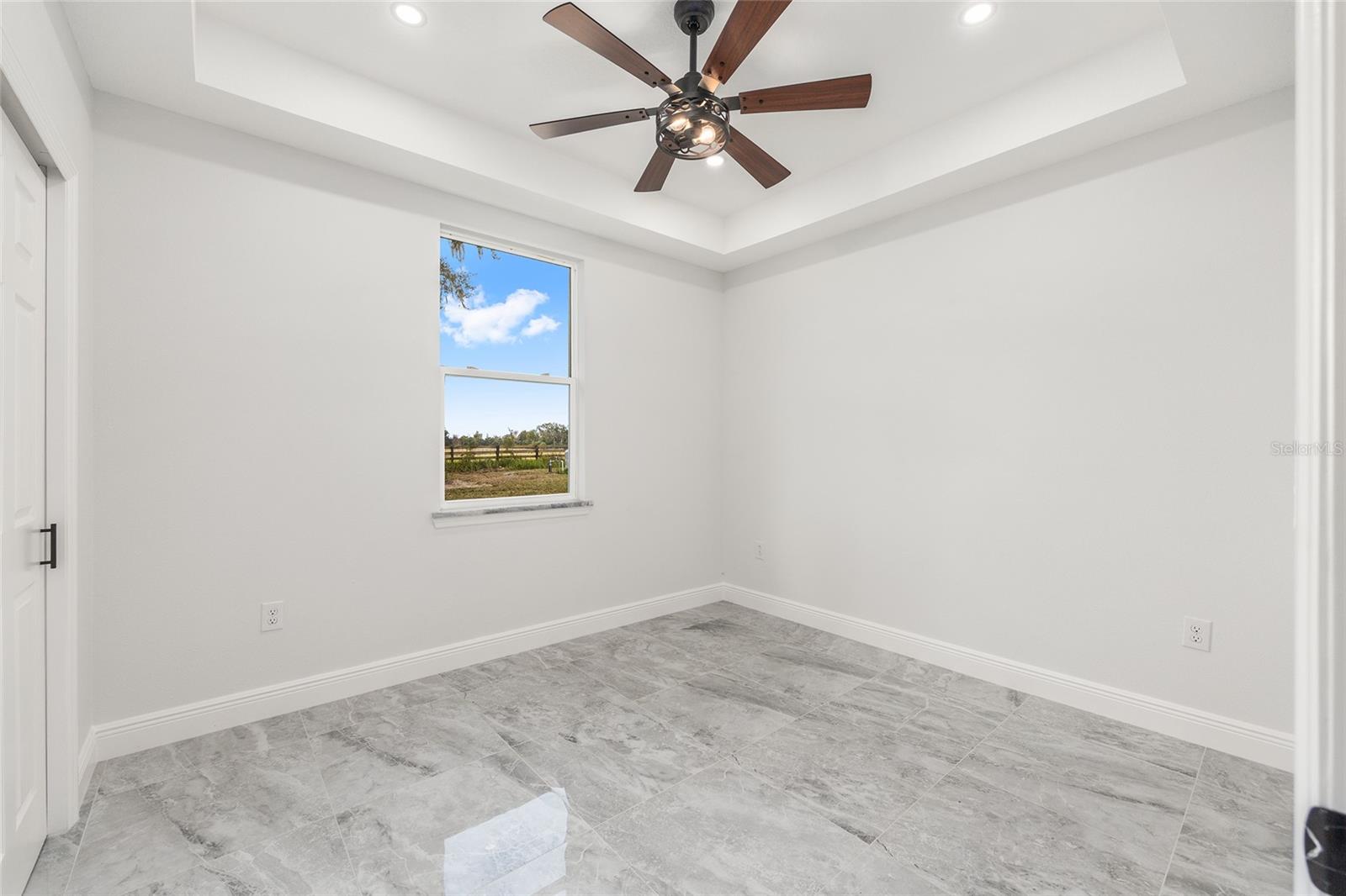 Image 18 of 32 For 15262 61st Court