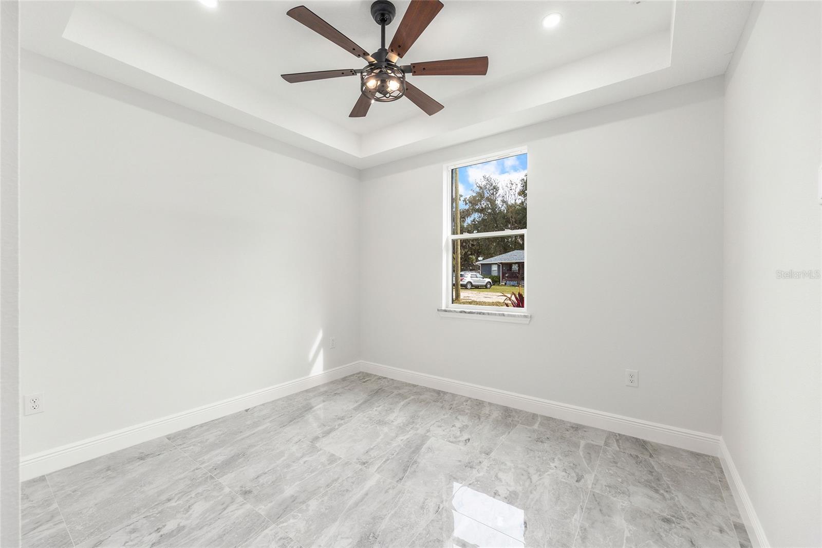 Image 21 of 32 For 15262 61st Court