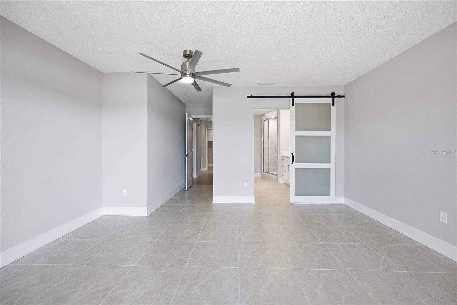 Image 25 of 43 For 11586 Bayshore Drive 14