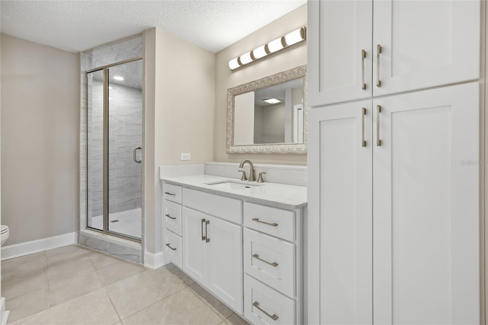 Image 29 of 43 For 11586 Bayshore Drive 14