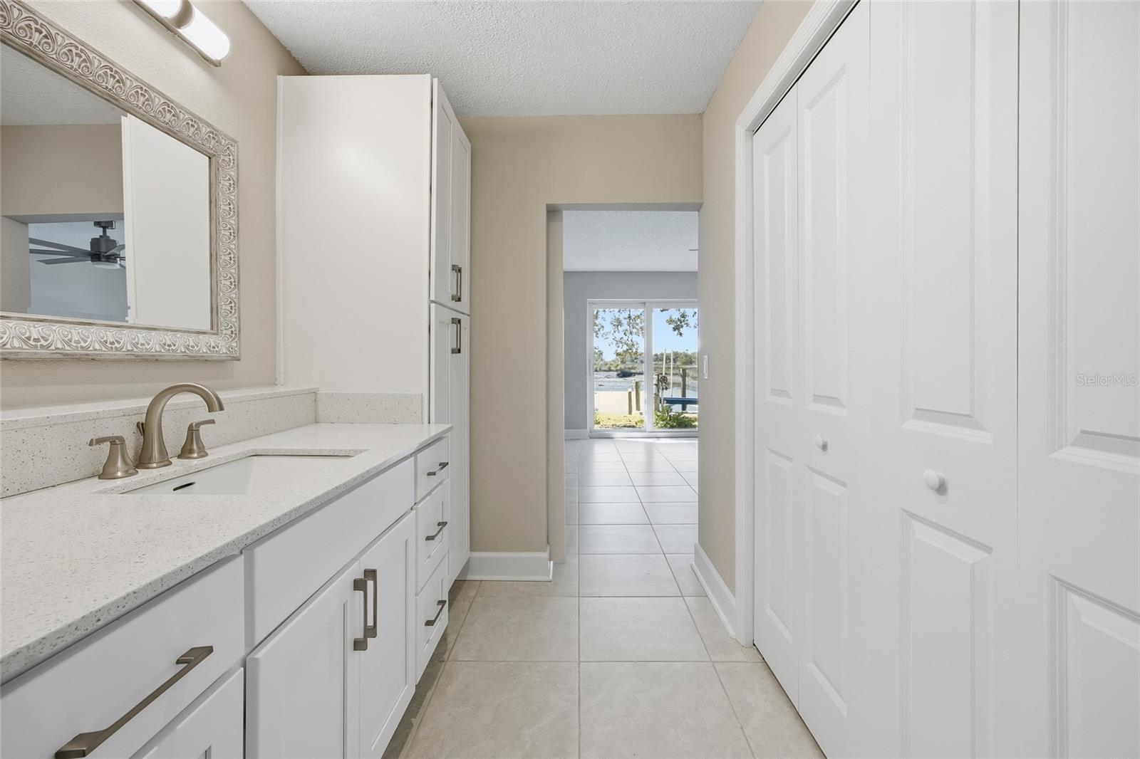 Image 30 of 43 For 11586 Bayshore Drive 14