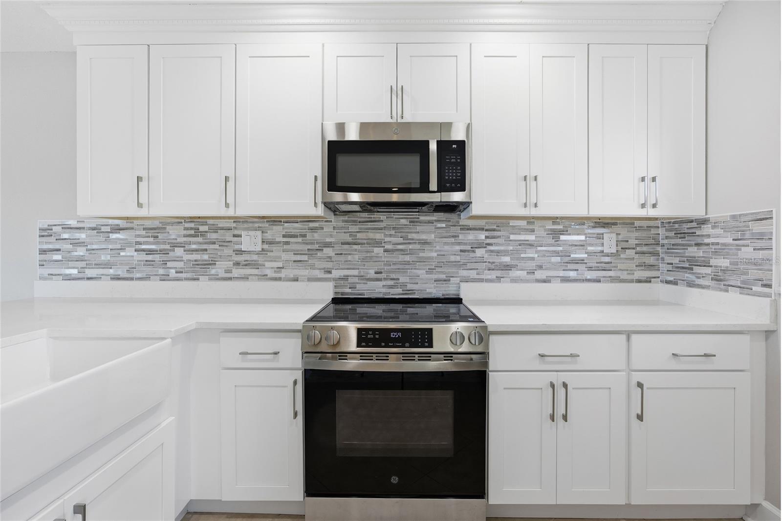 Image 8 of 43 For 11586 Bayshore Drive 14