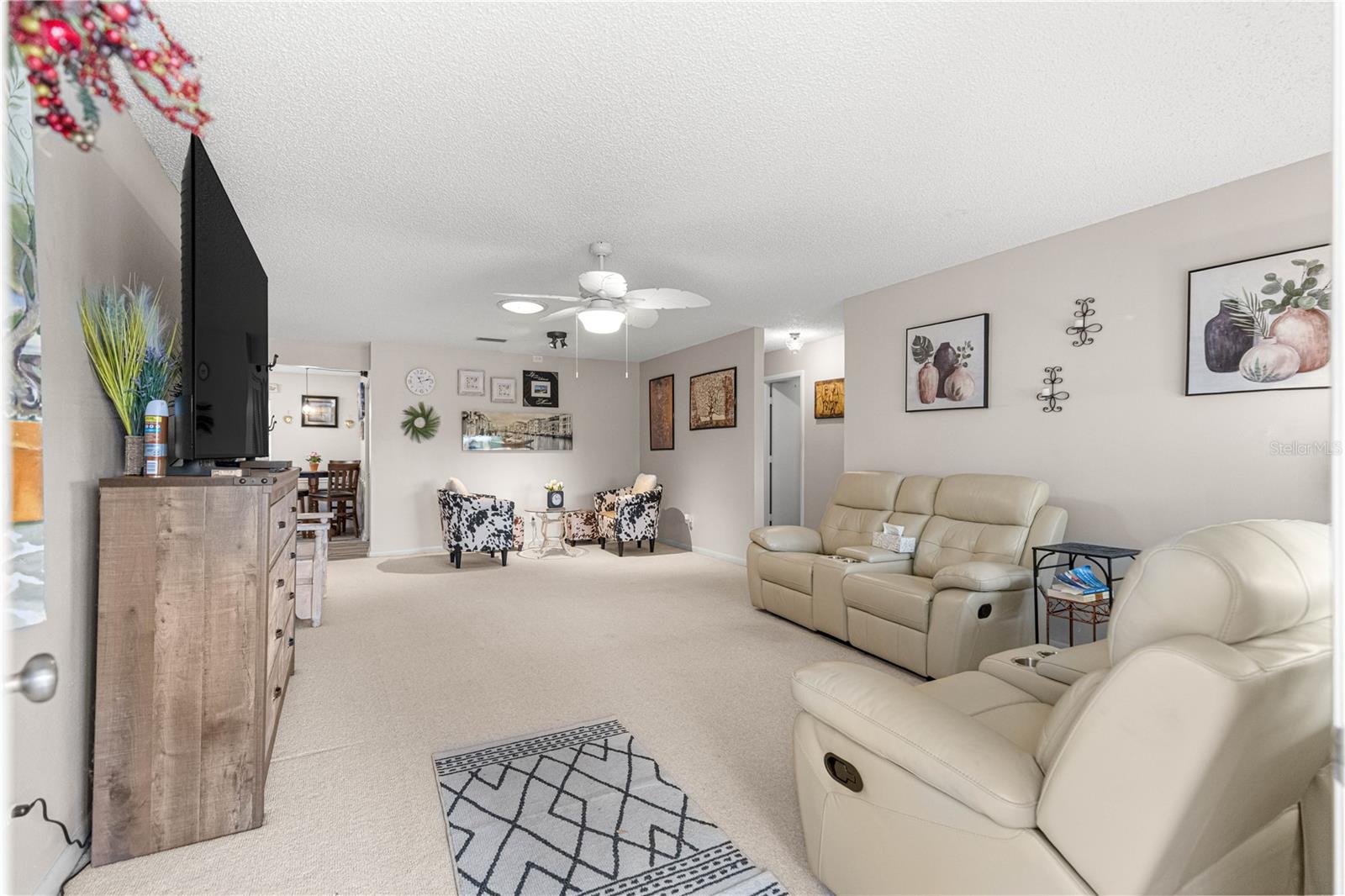 Image 12 of 39 For 8738 90th Street B