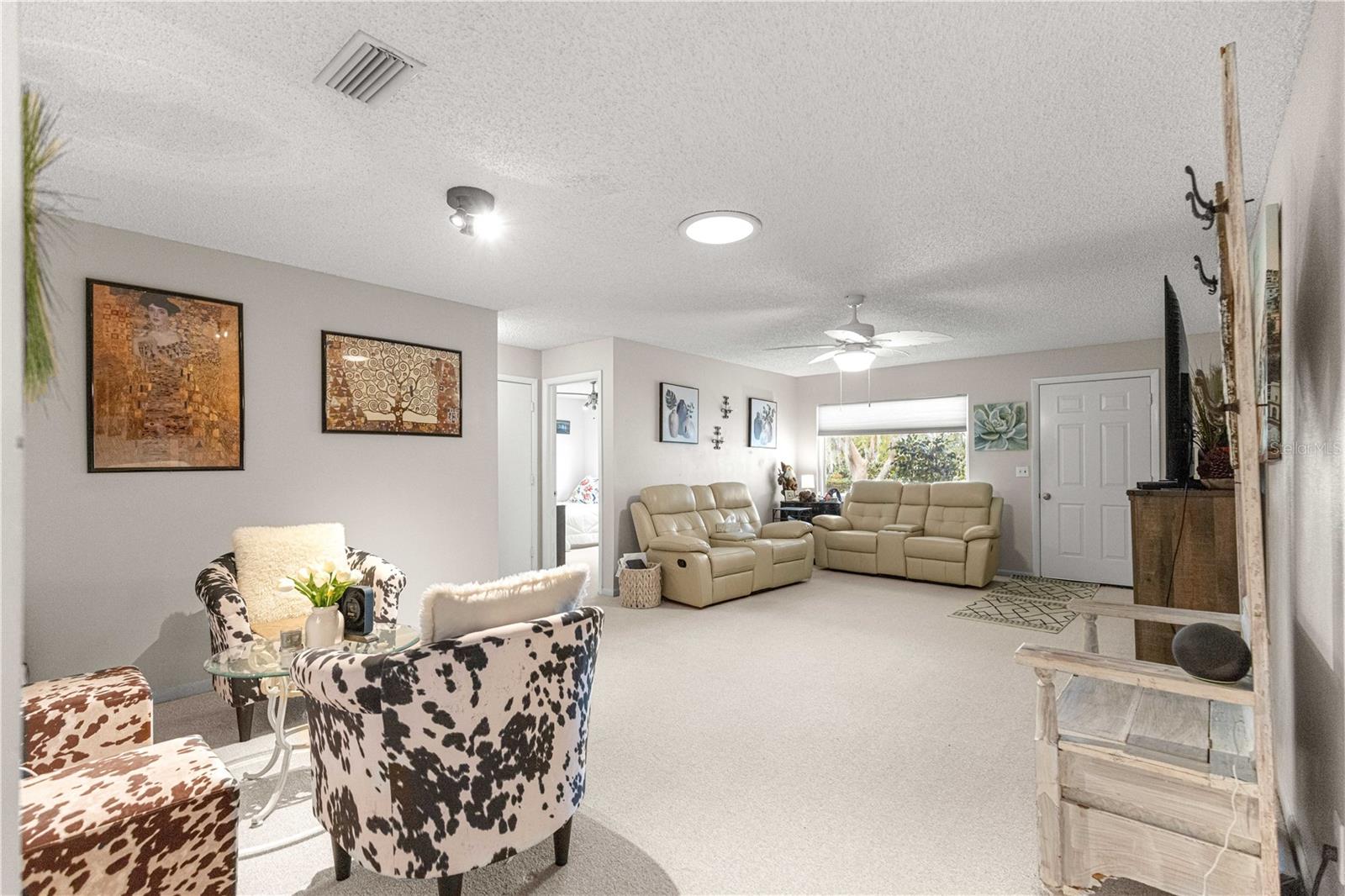 Image 16 of 39 For 8738 90th Street B