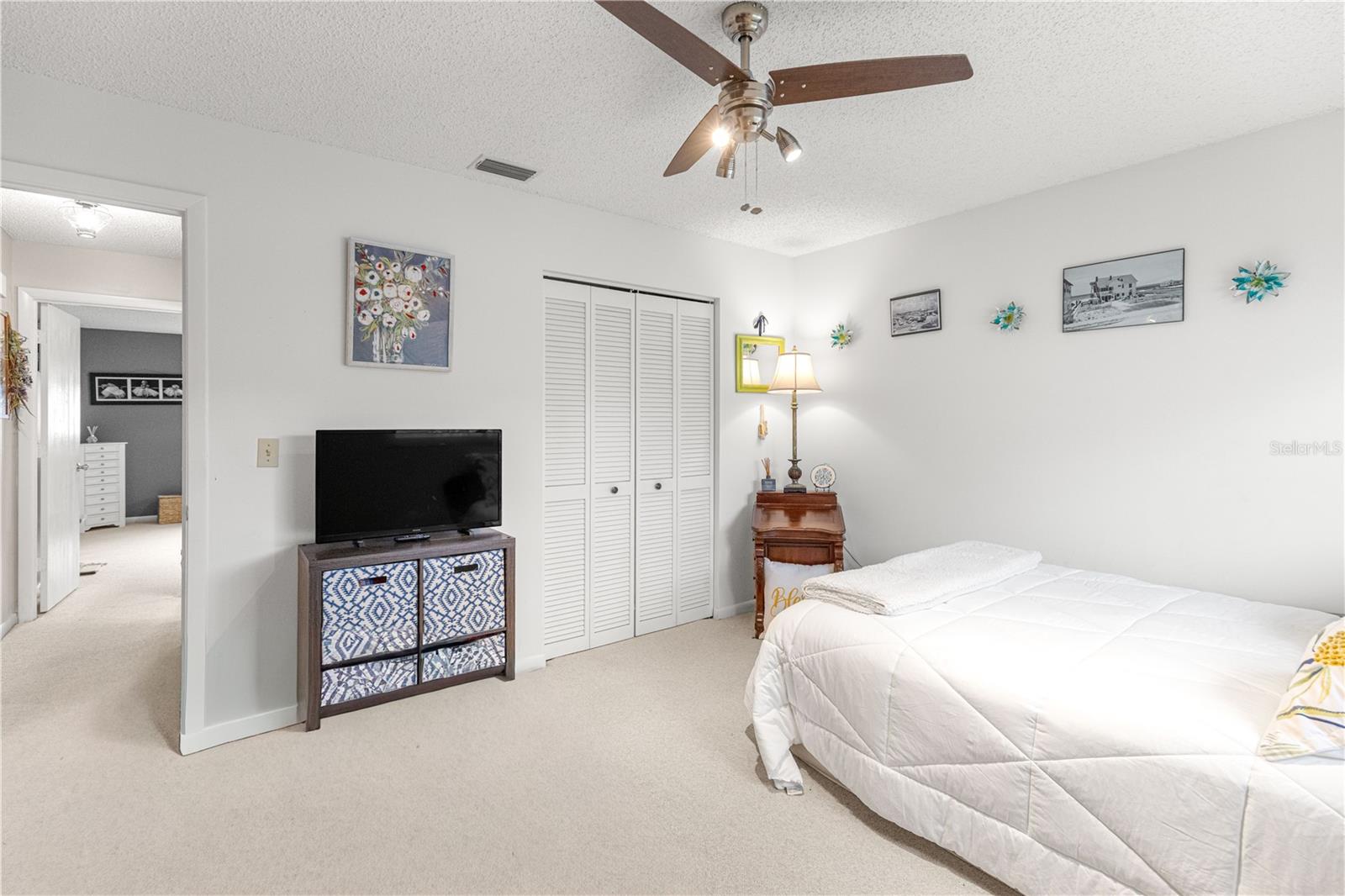 Image 18 of 39 For 8738 90th Street B