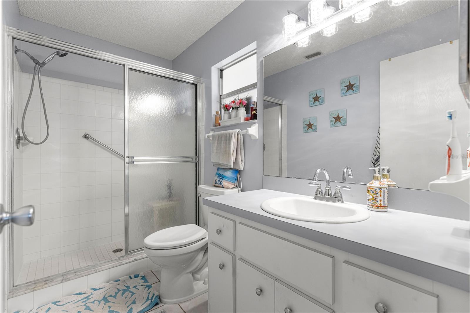 Image 23 of 39 For 8738 90th Street B