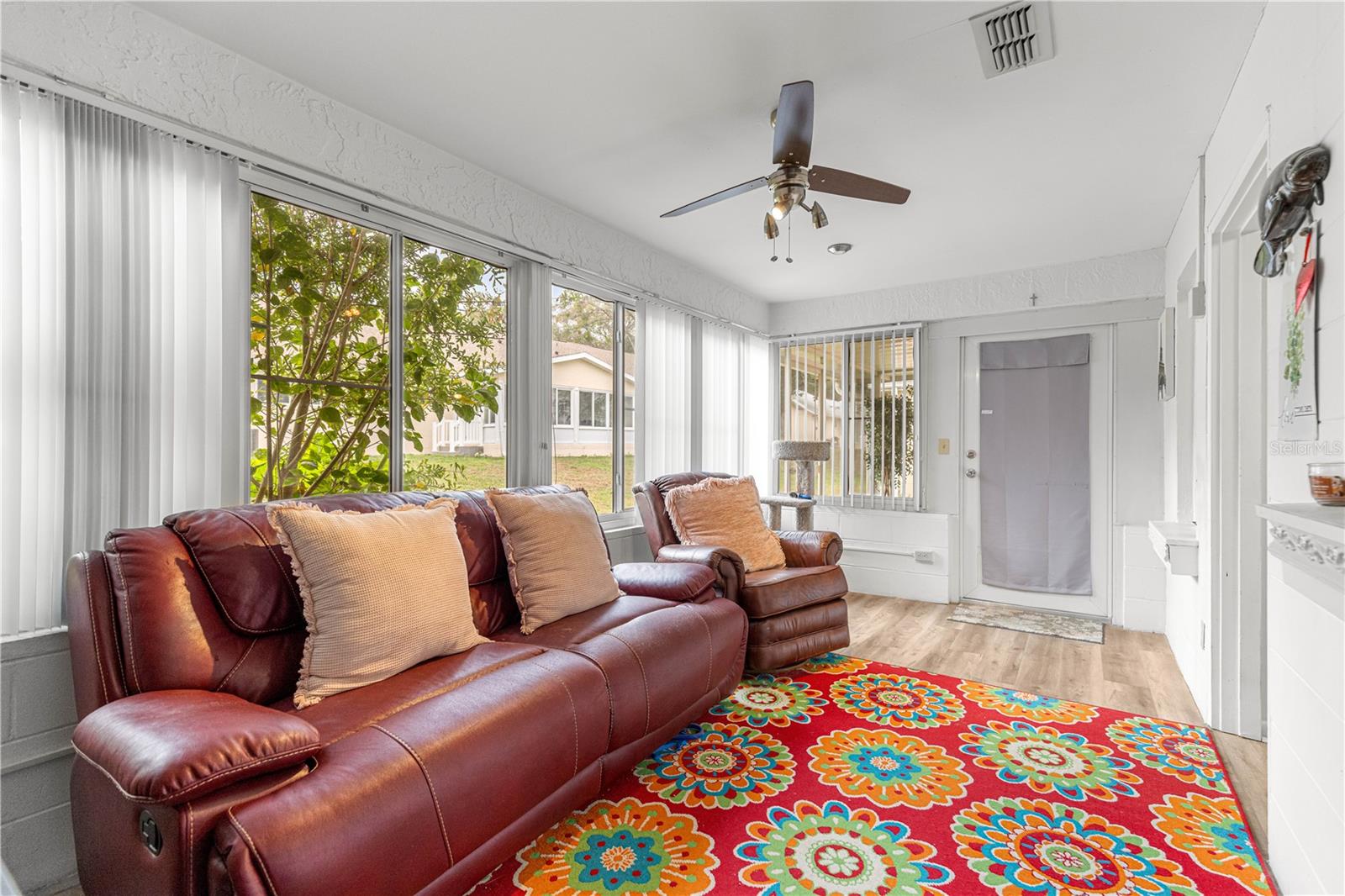 Image 33 of 39 For 8738 90th Street B