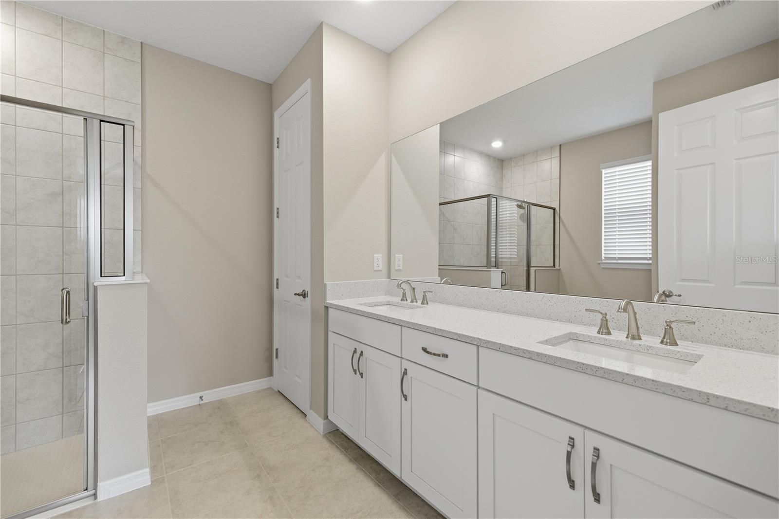 Image 12 of 27 For 5696 71 Court