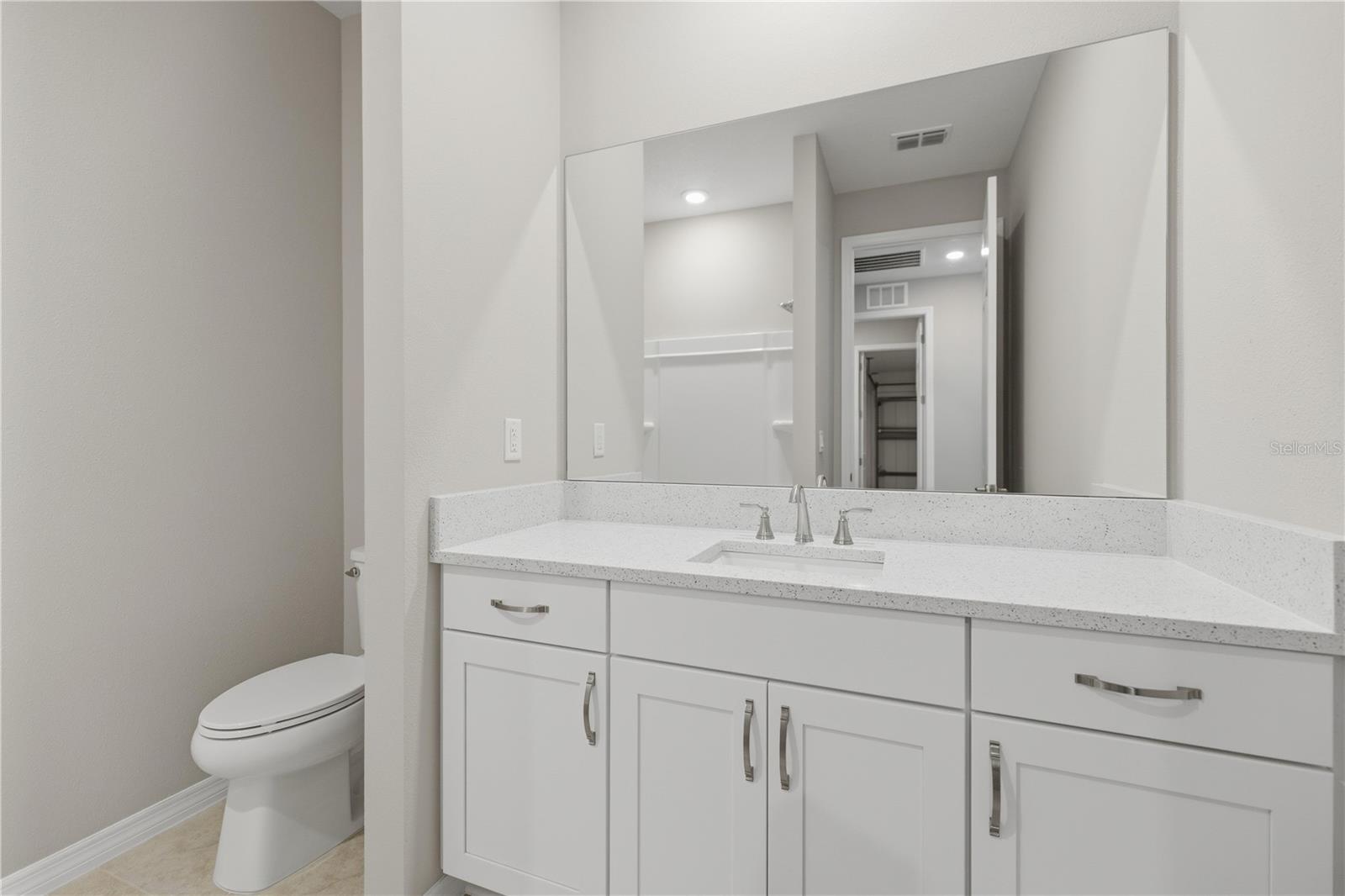 Image 17 of 27 For 5696 71 Court