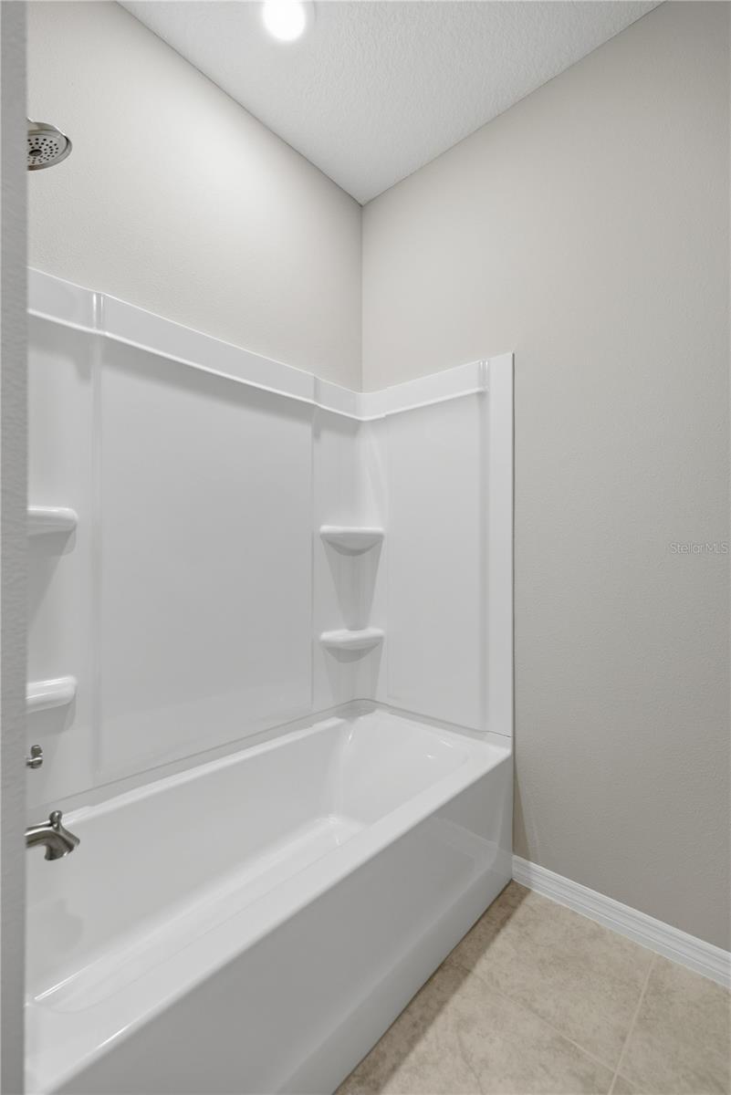 Image 18 of 27 For 5696 71 Court