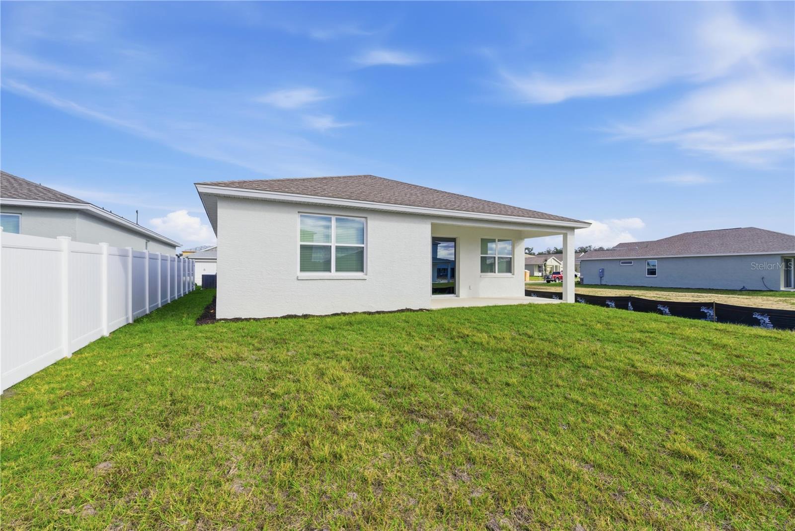 Image 24 of 27 For 5696 71 Court