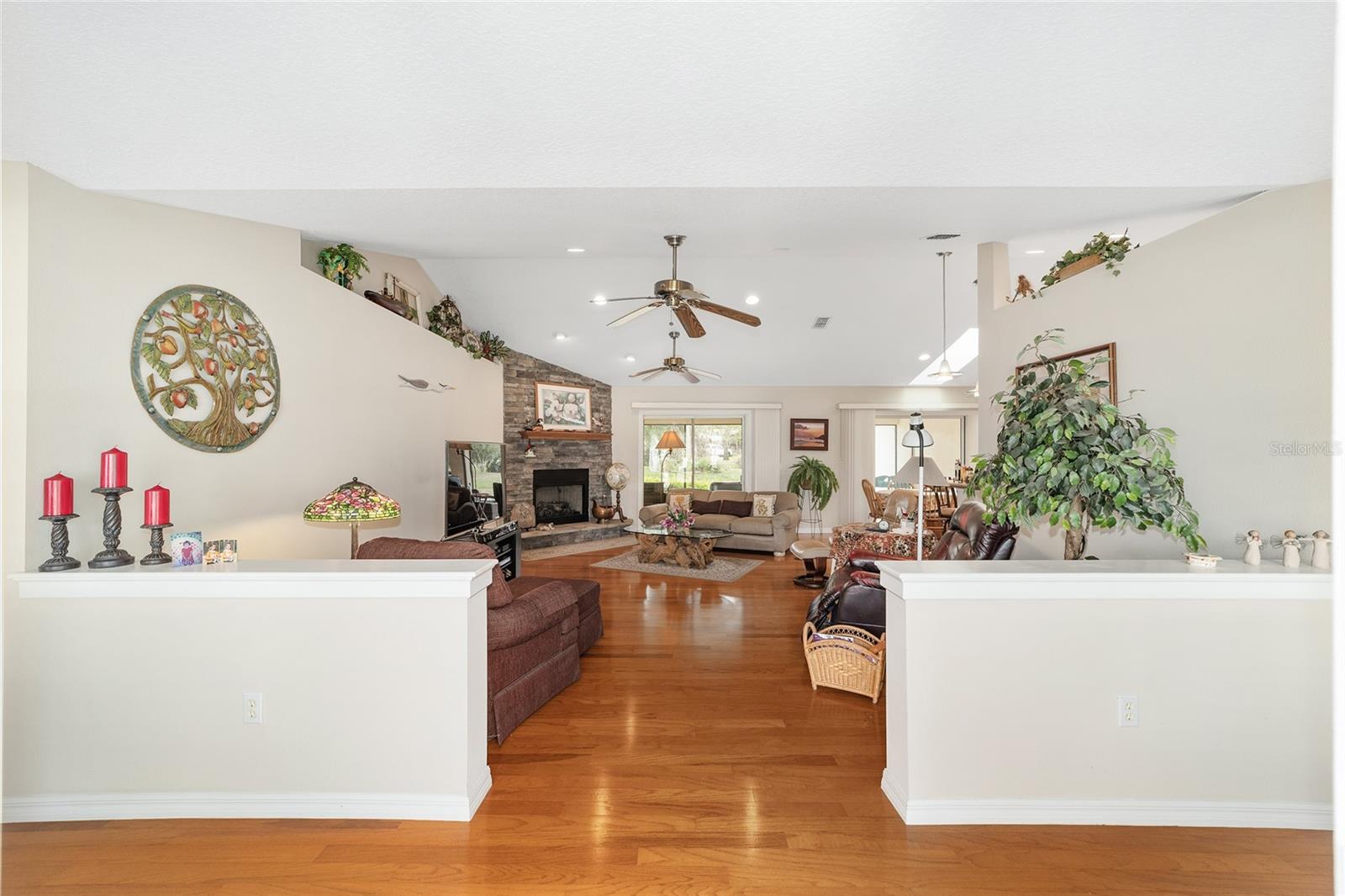 Image 10 of 67 For 2320 33rd Place