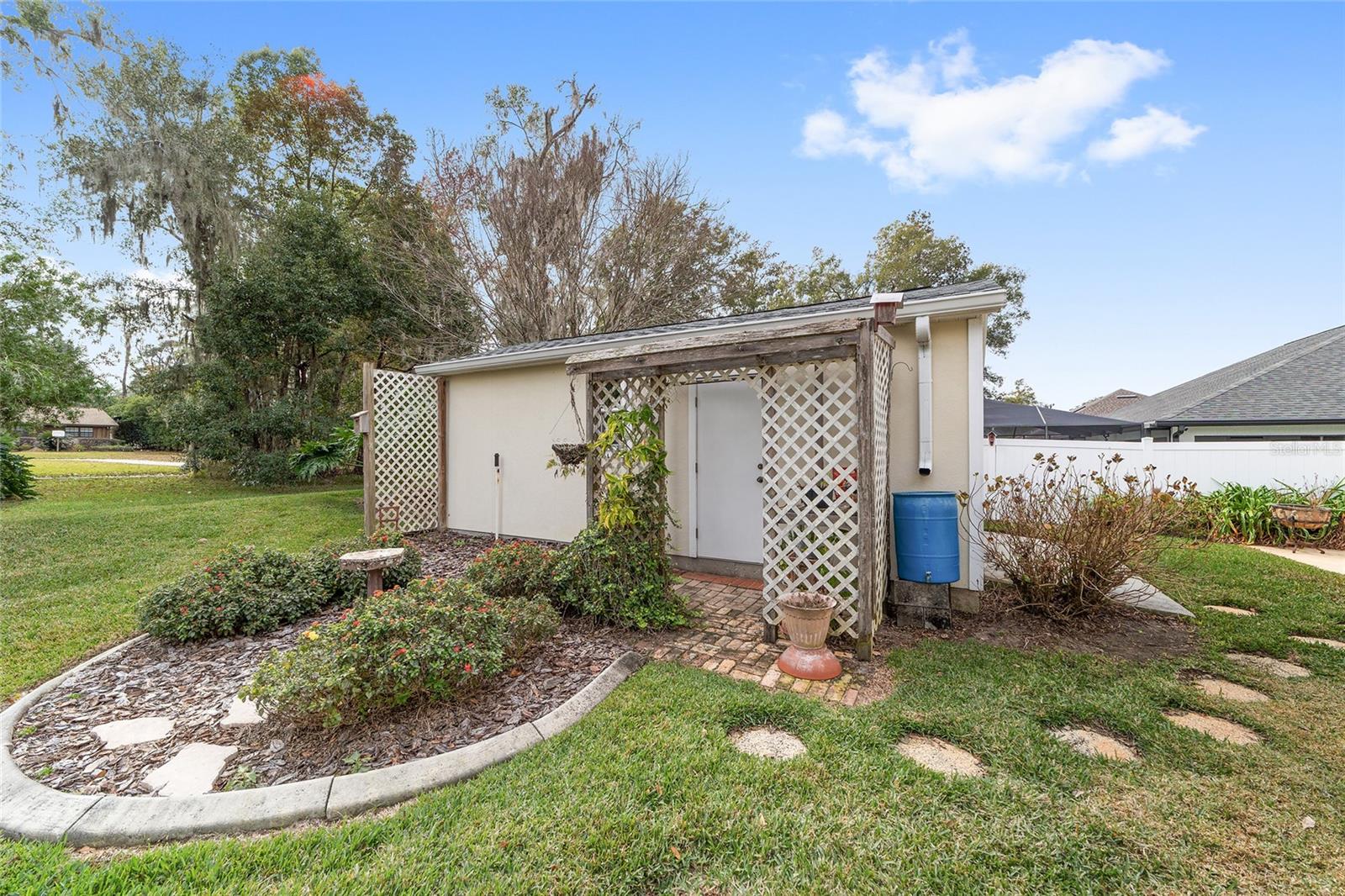 Image 52 of 67 For 2320 33rd Place